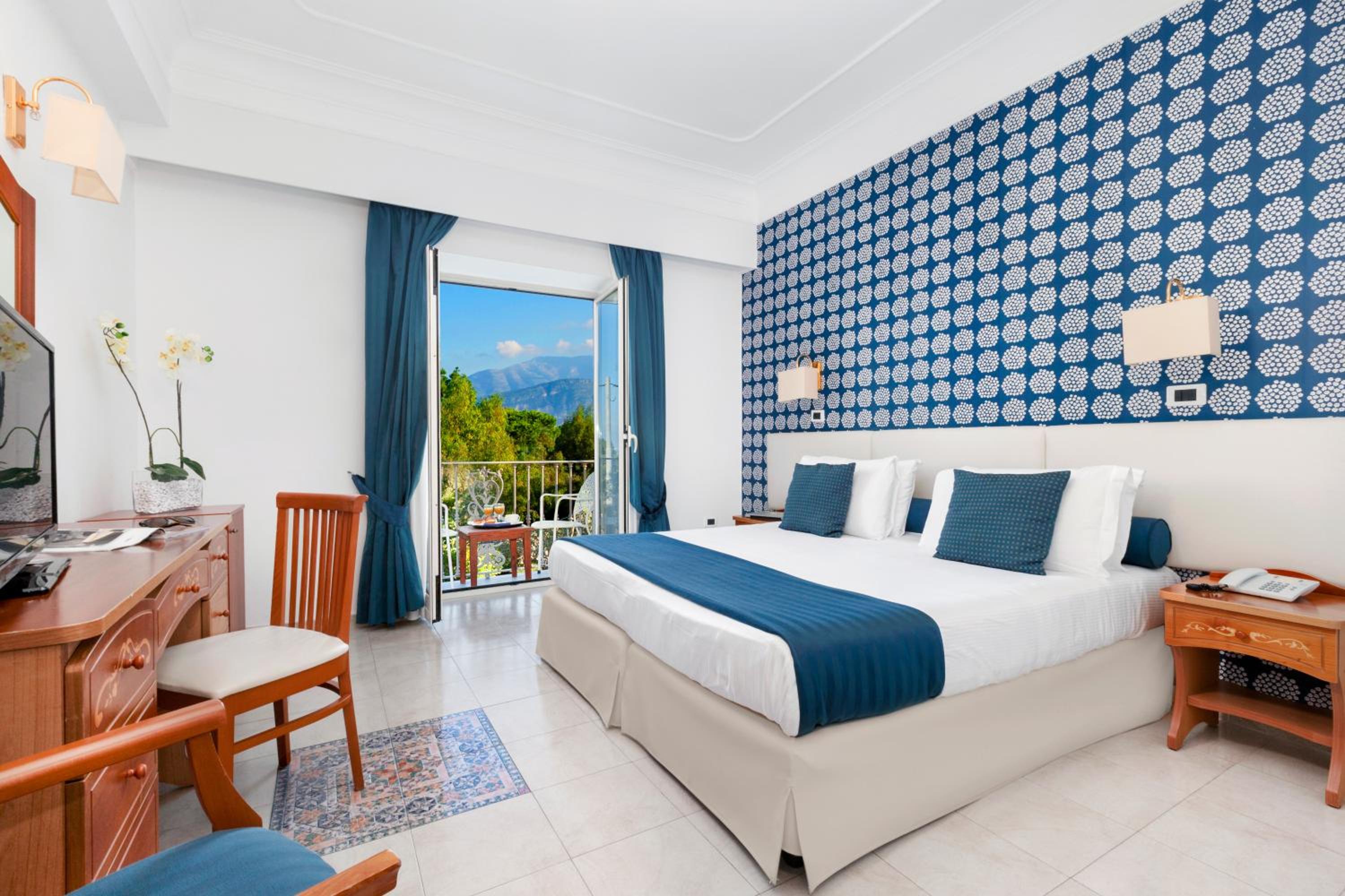 Double Room with Balcony - Annex - Photo 3