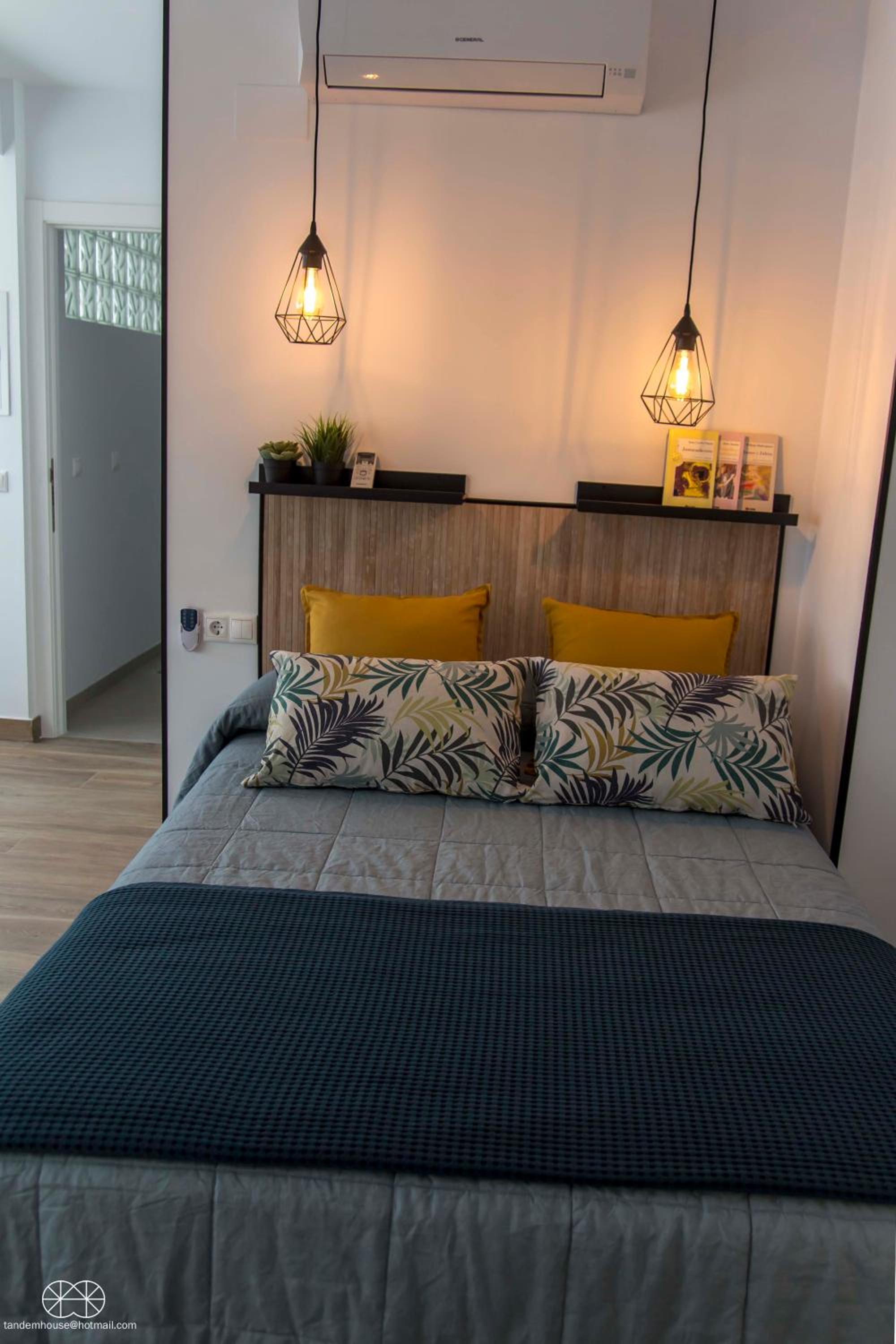 One-Bedroom Apartment - Photo 10