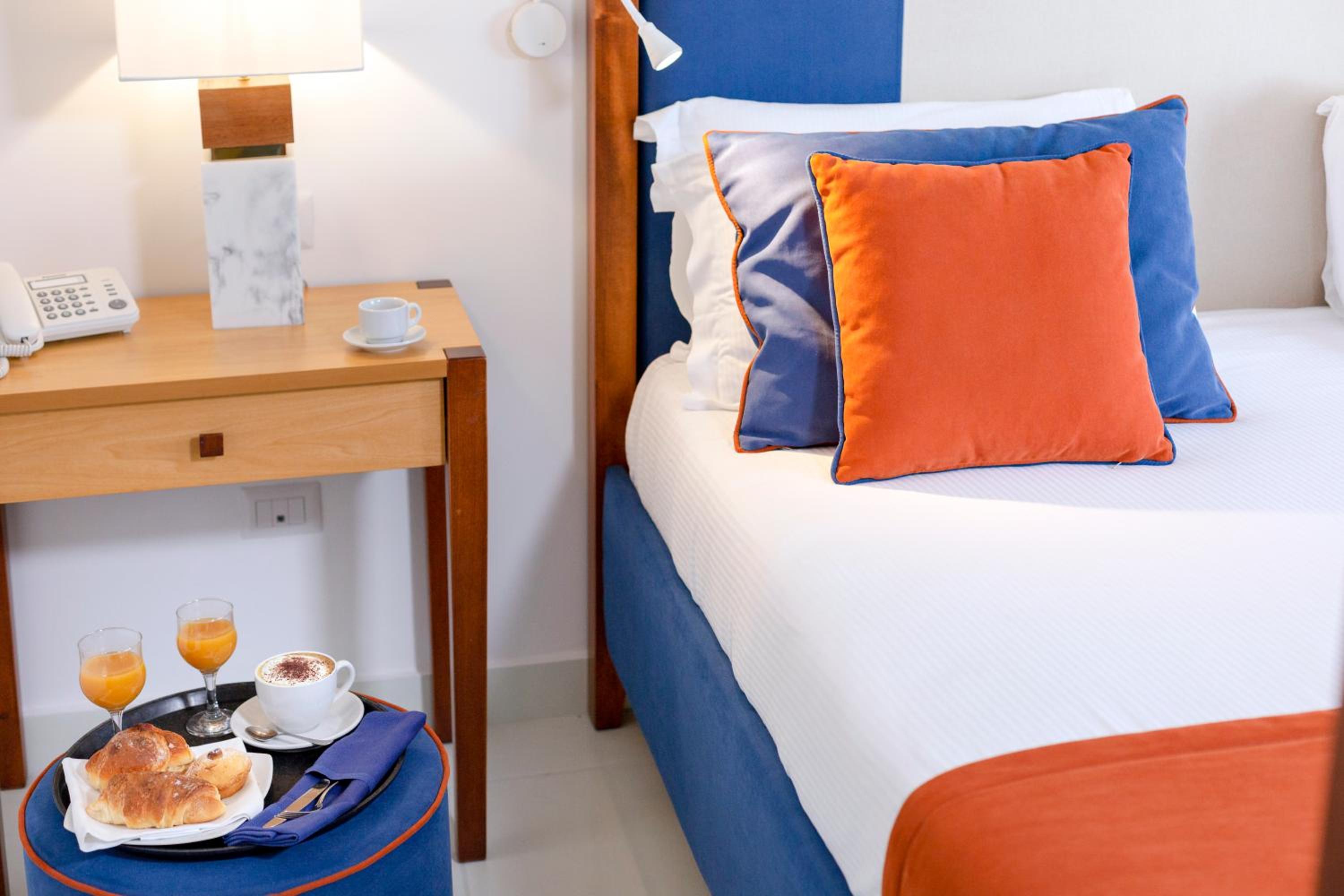 Deluxe Double Room with Balcony and Sea View - Annex