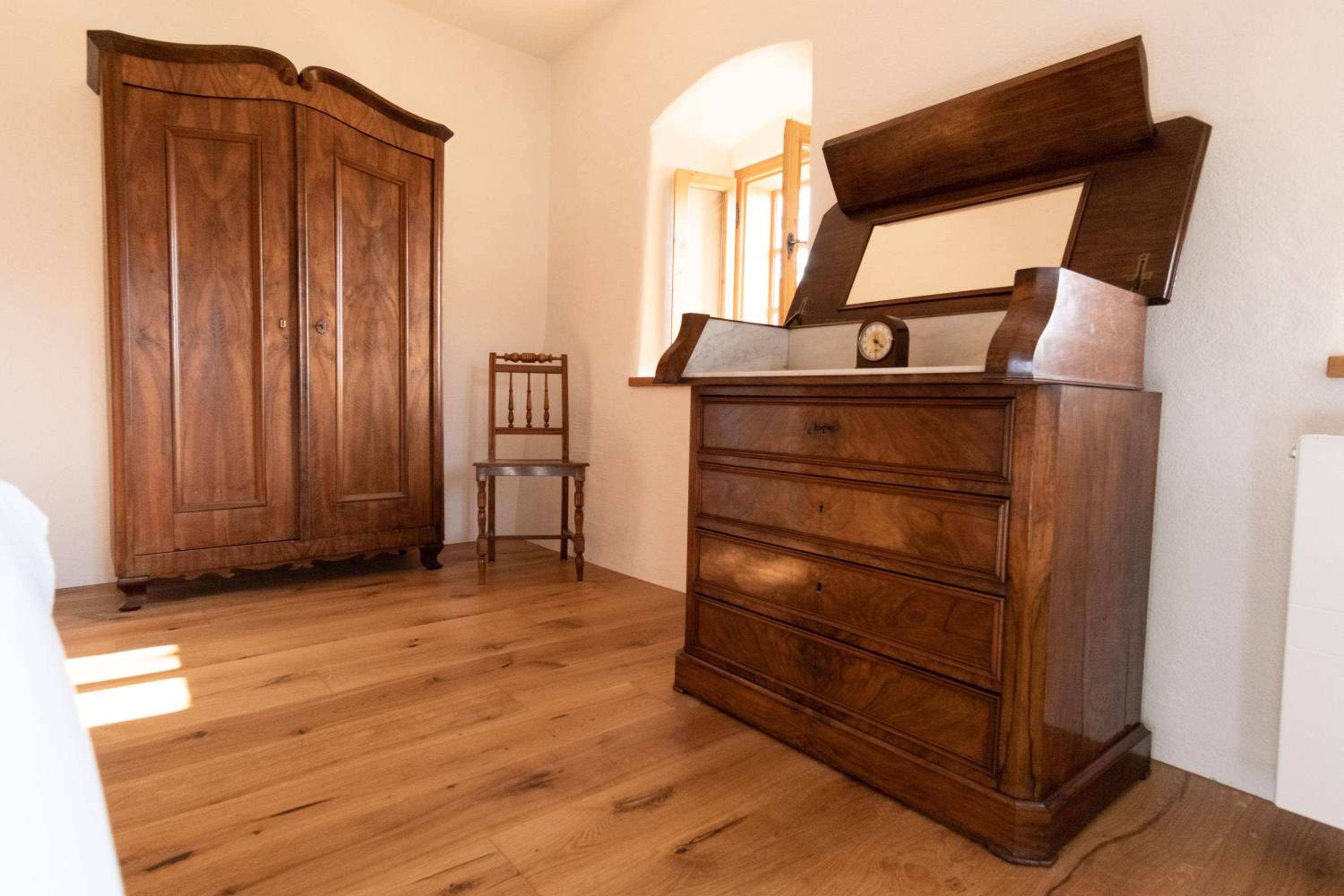 One-Bedroom Apartment - Photo 21