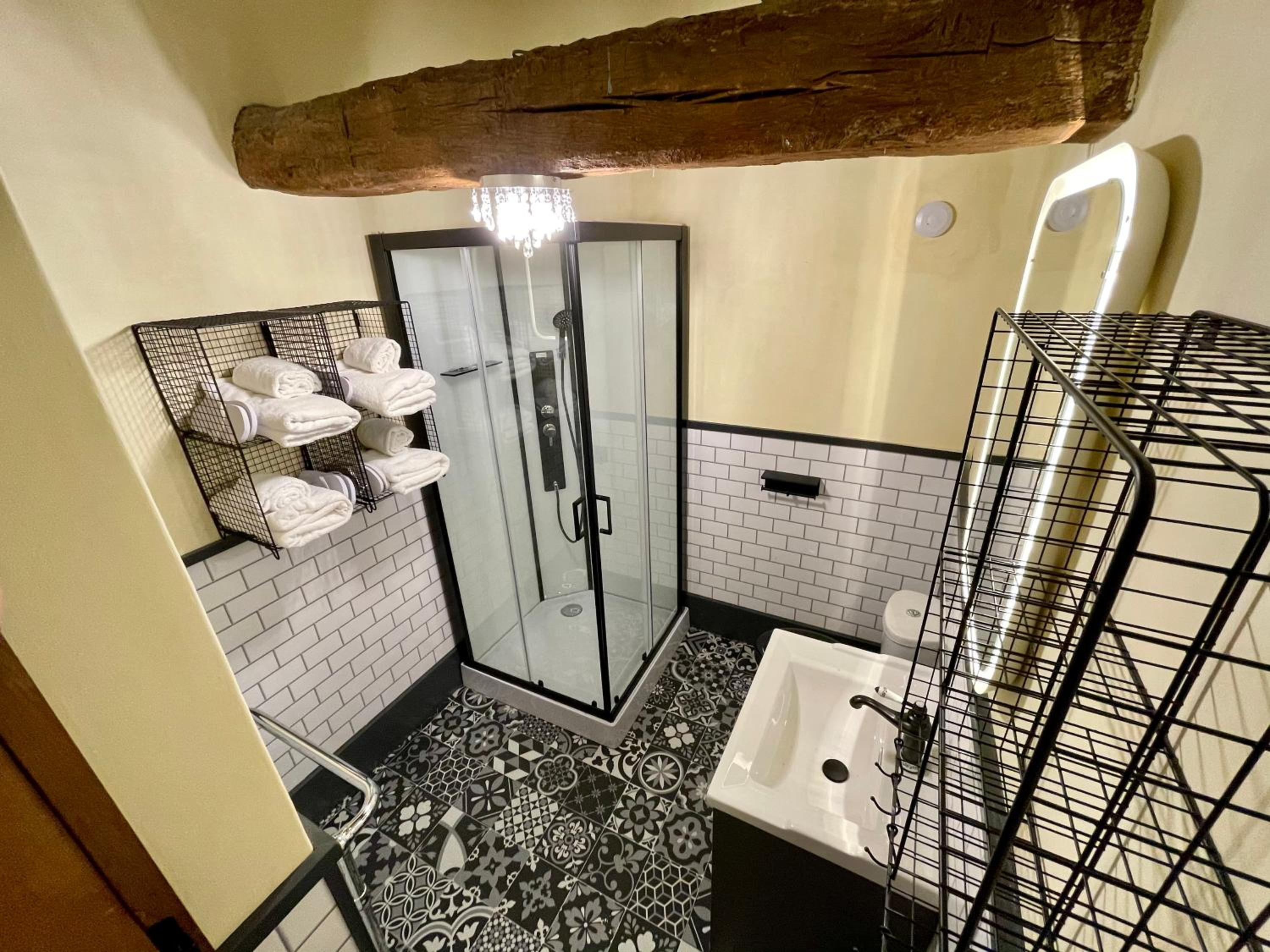 Three-Bedroom House photo 2