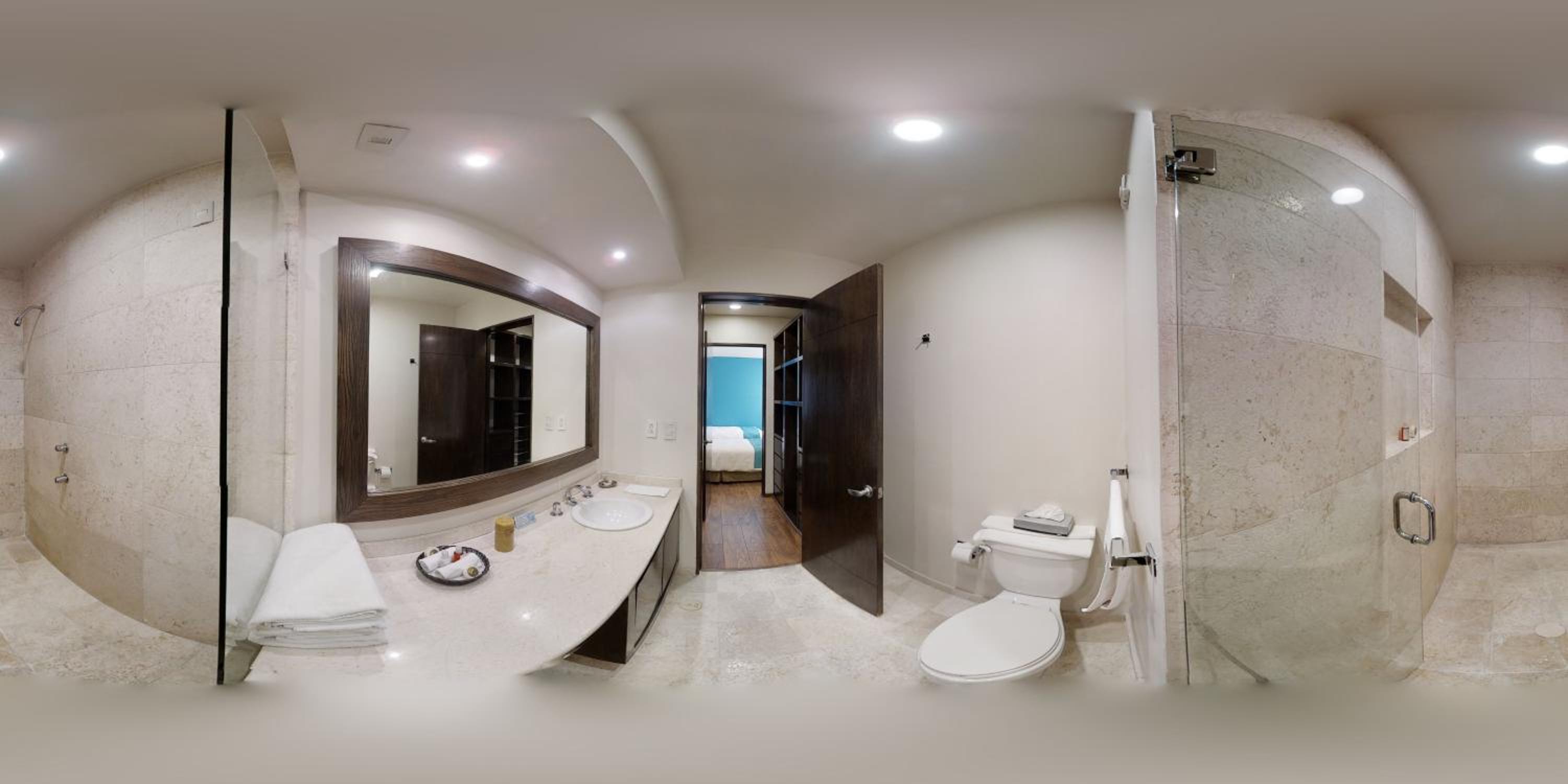 Superior Suite - Photo 3