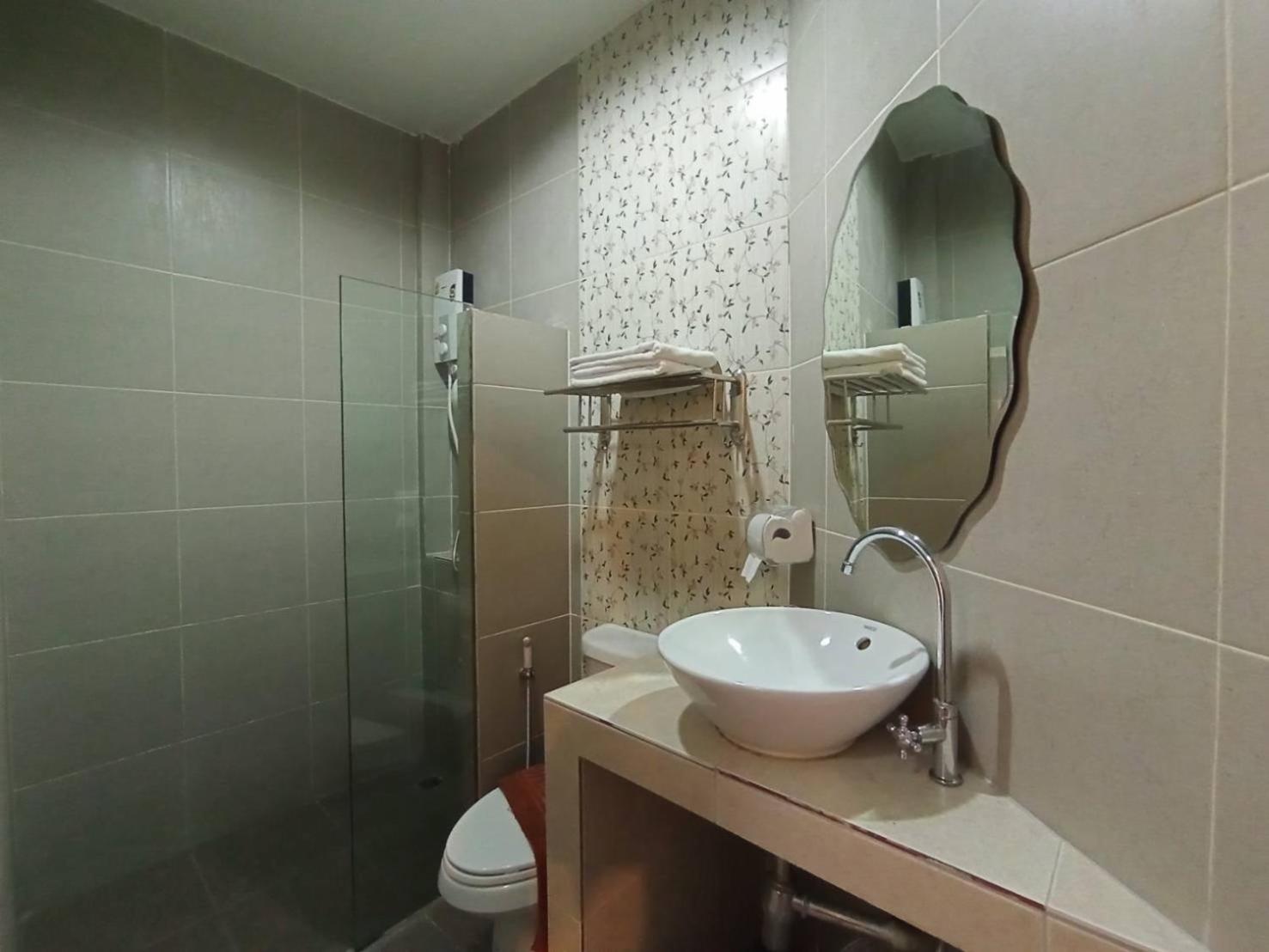 Standard Triple Room - Photo 3