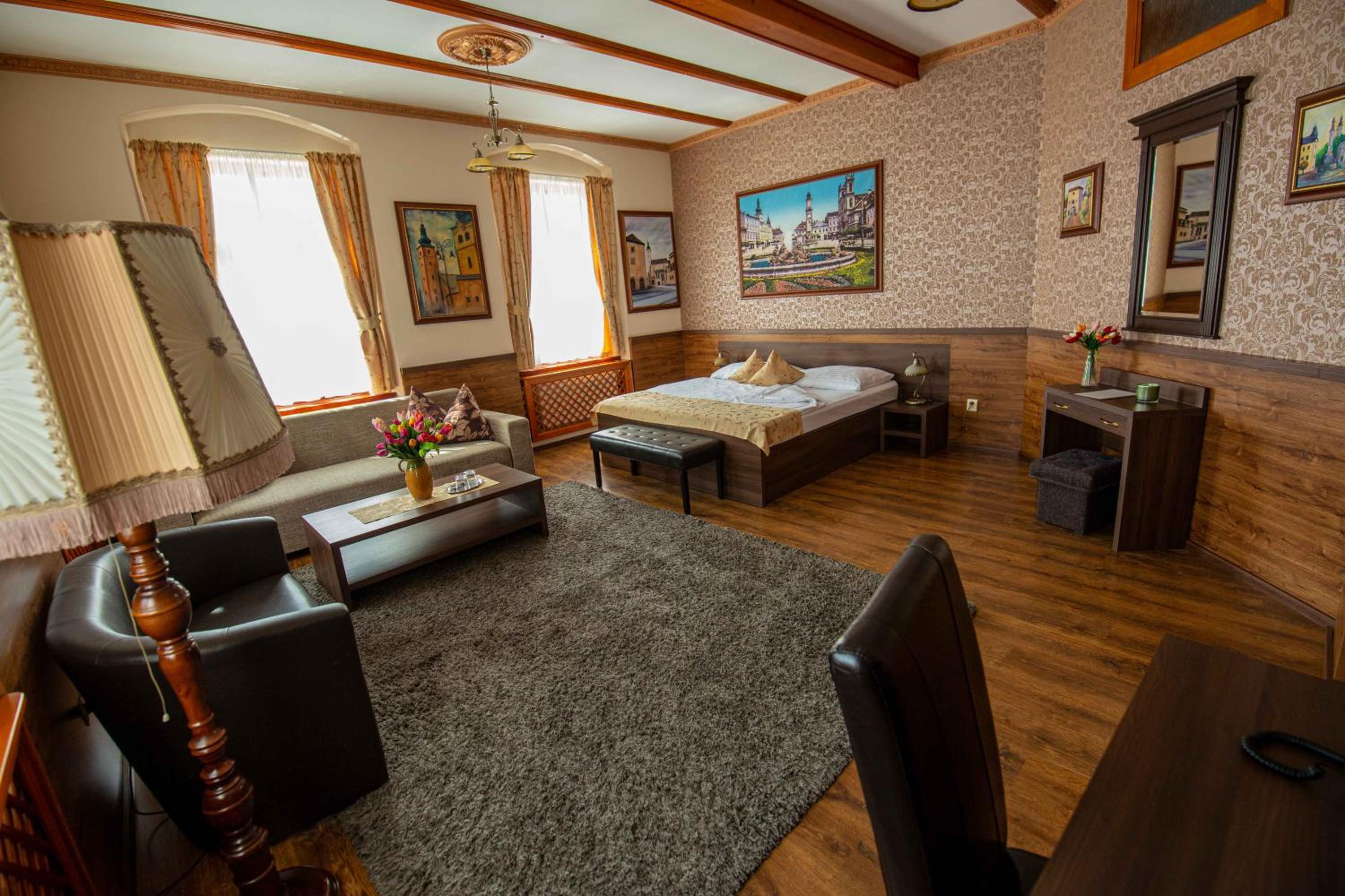 One-Bedroom Suite