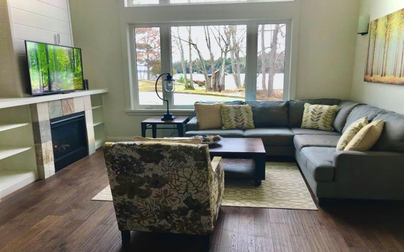 Three-Bedroom Townhouse