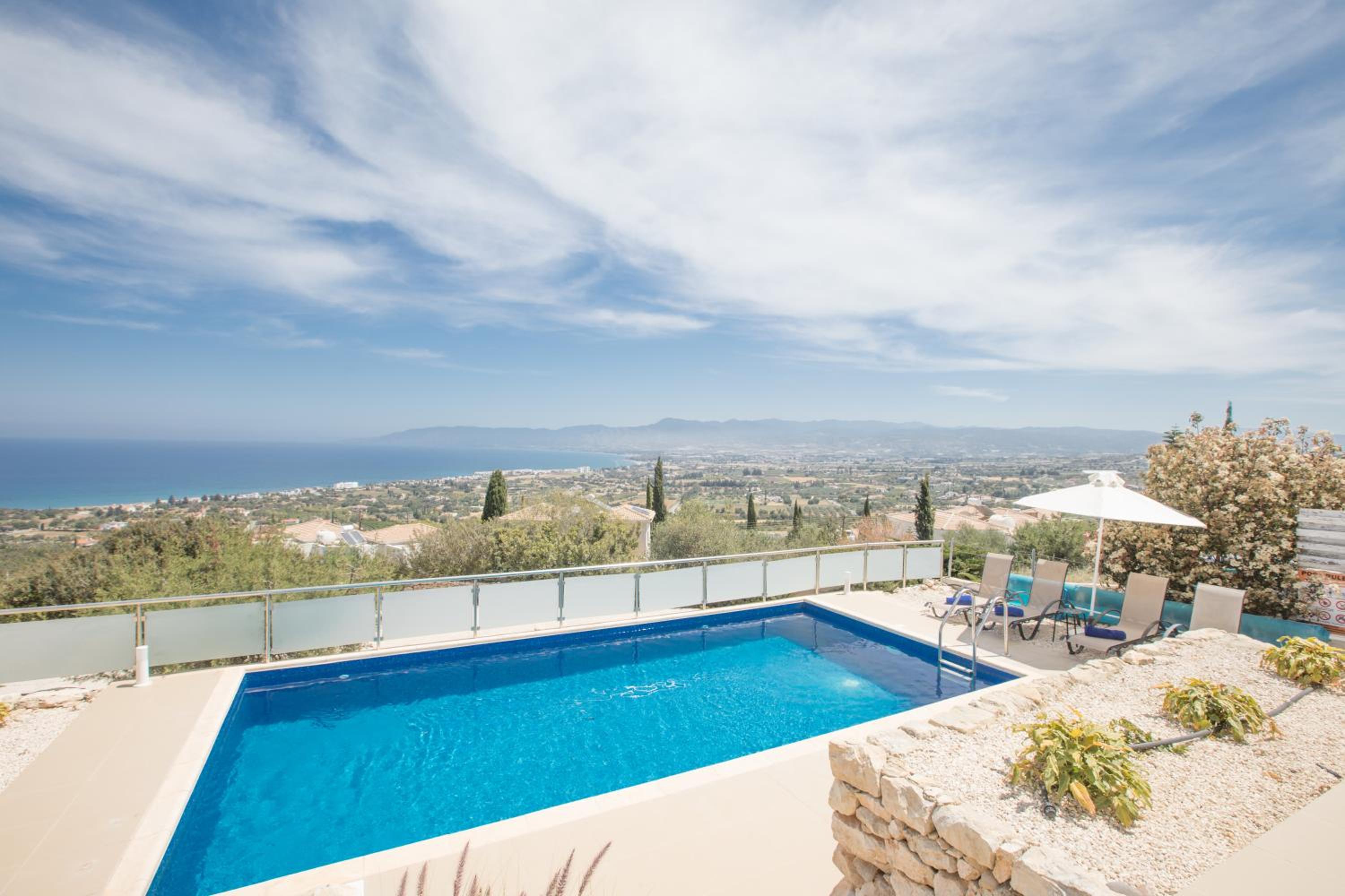 Superior Villa photo 2