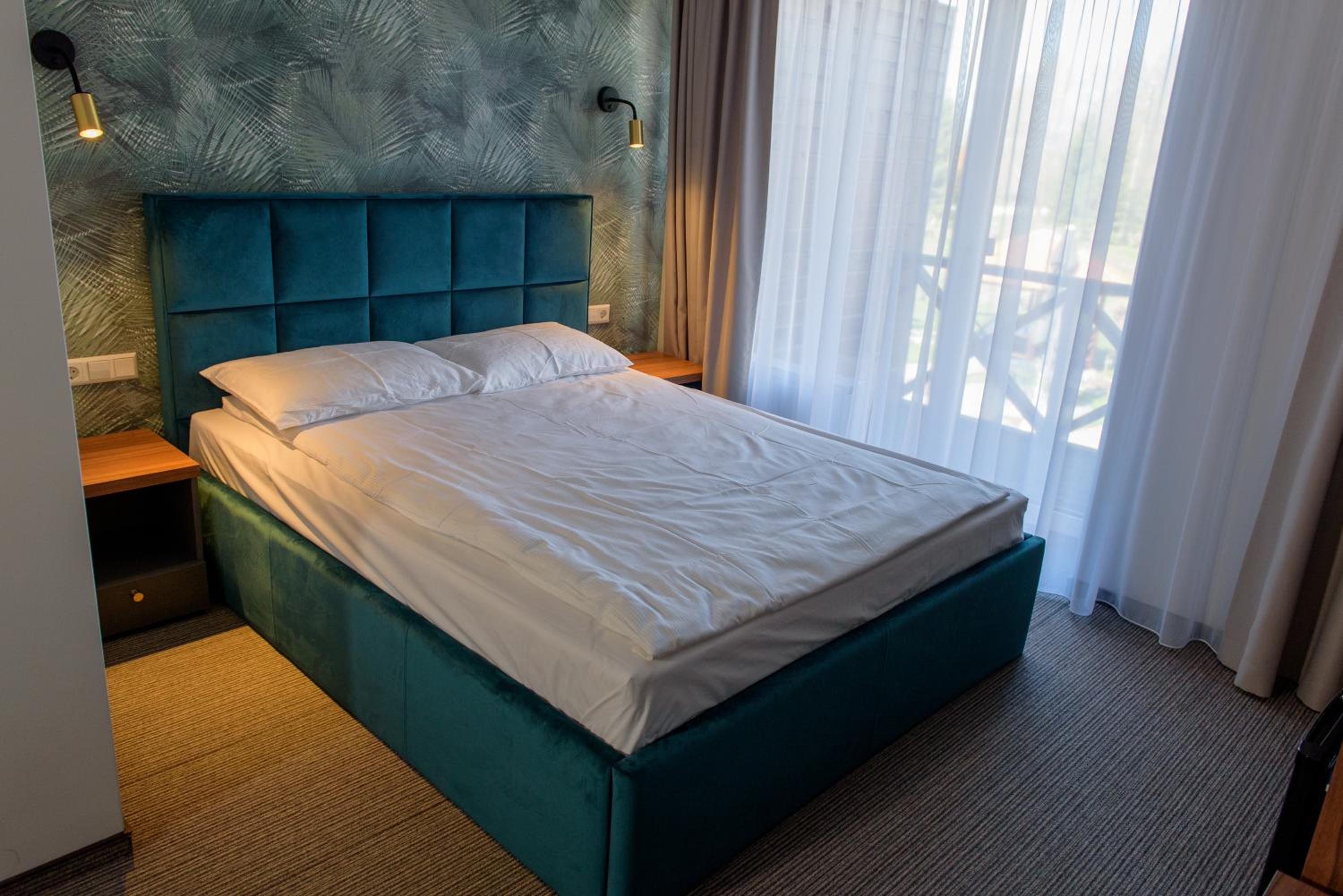 Triple Room with Balcony - Photo 4