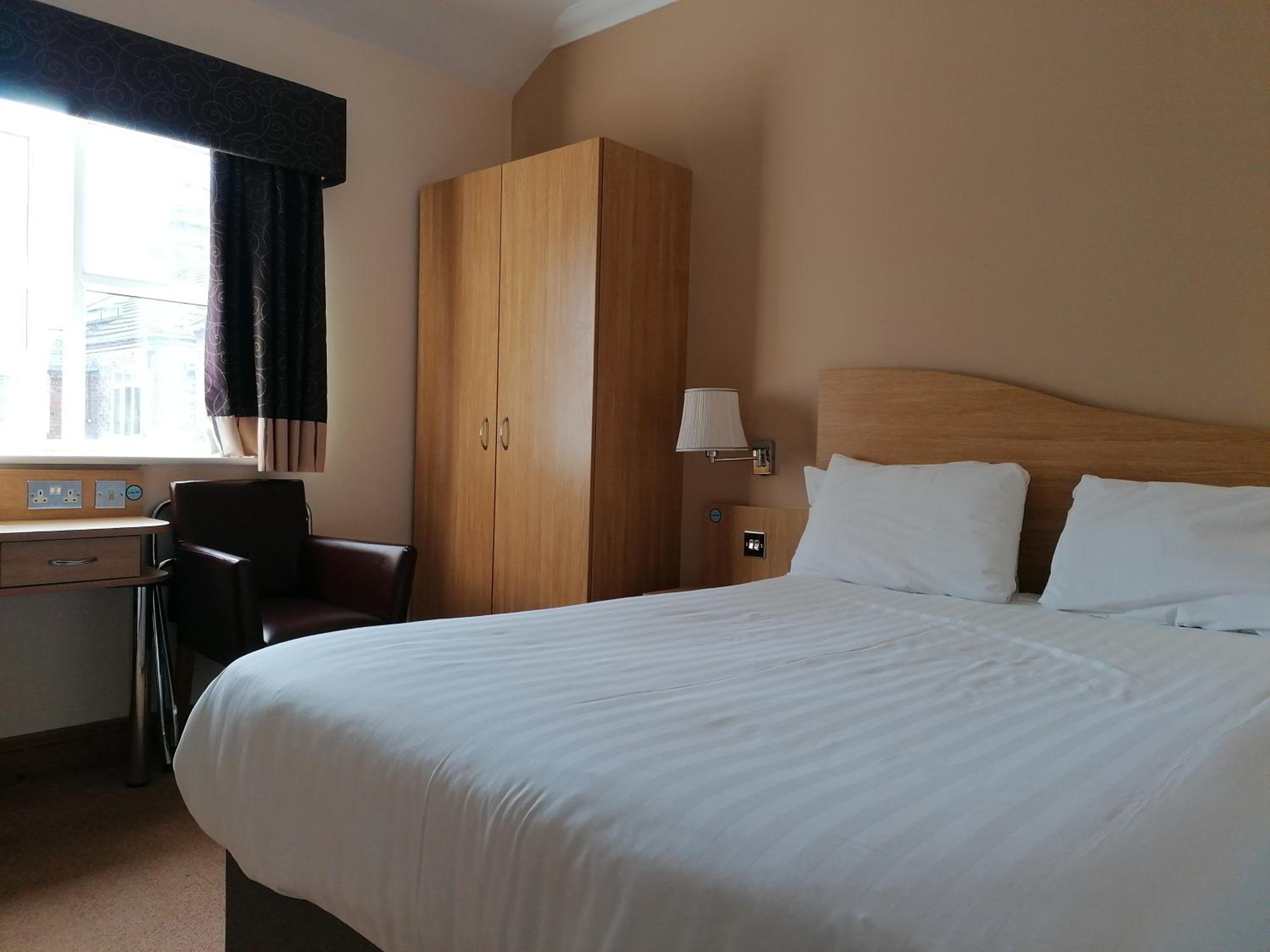 Superior Double Room - Photo 3