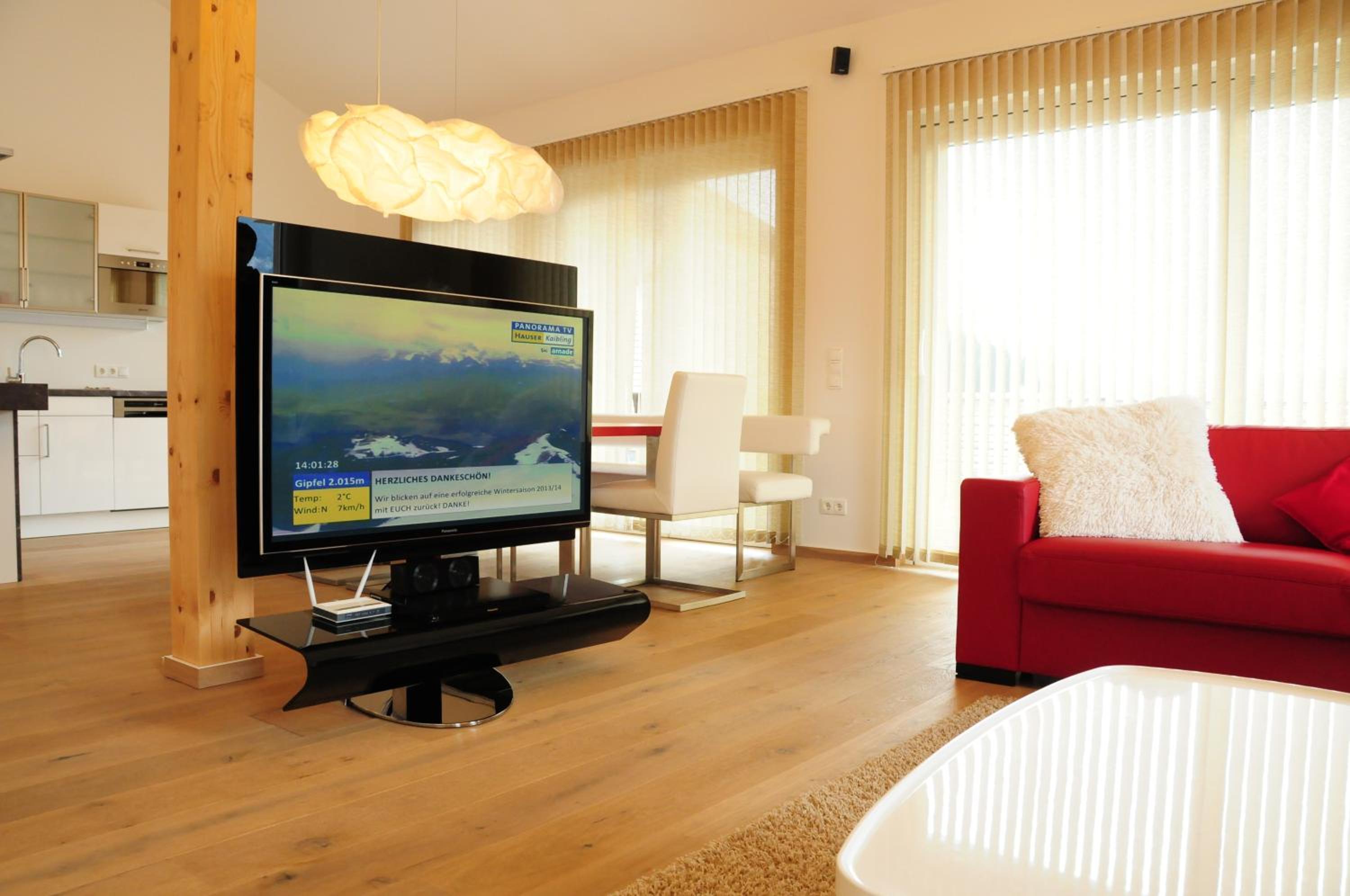 Three-Bedroom Apartment - Penthouse photo 1