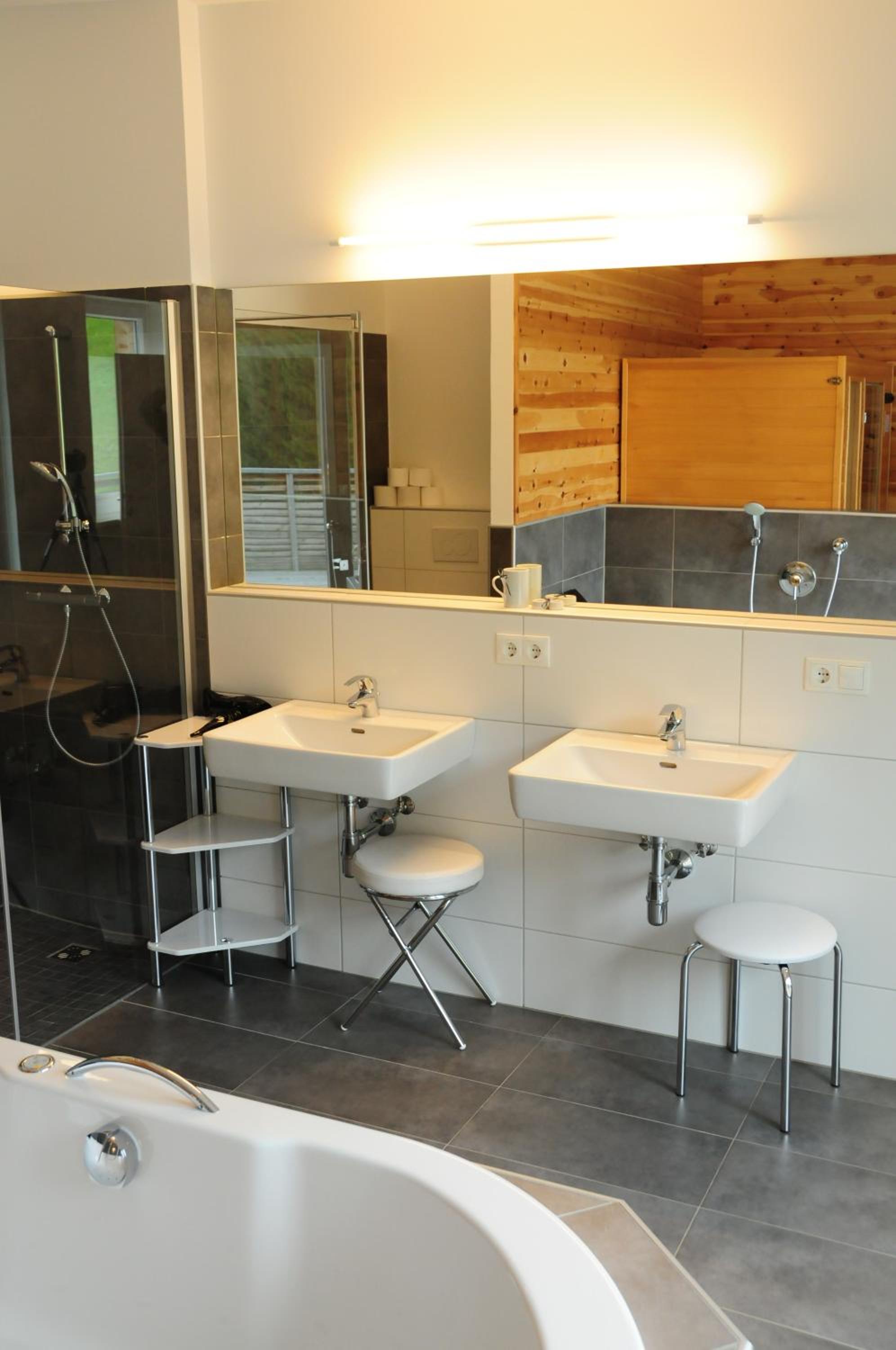Three-Bedroom Apartment - Penthouse photo 3