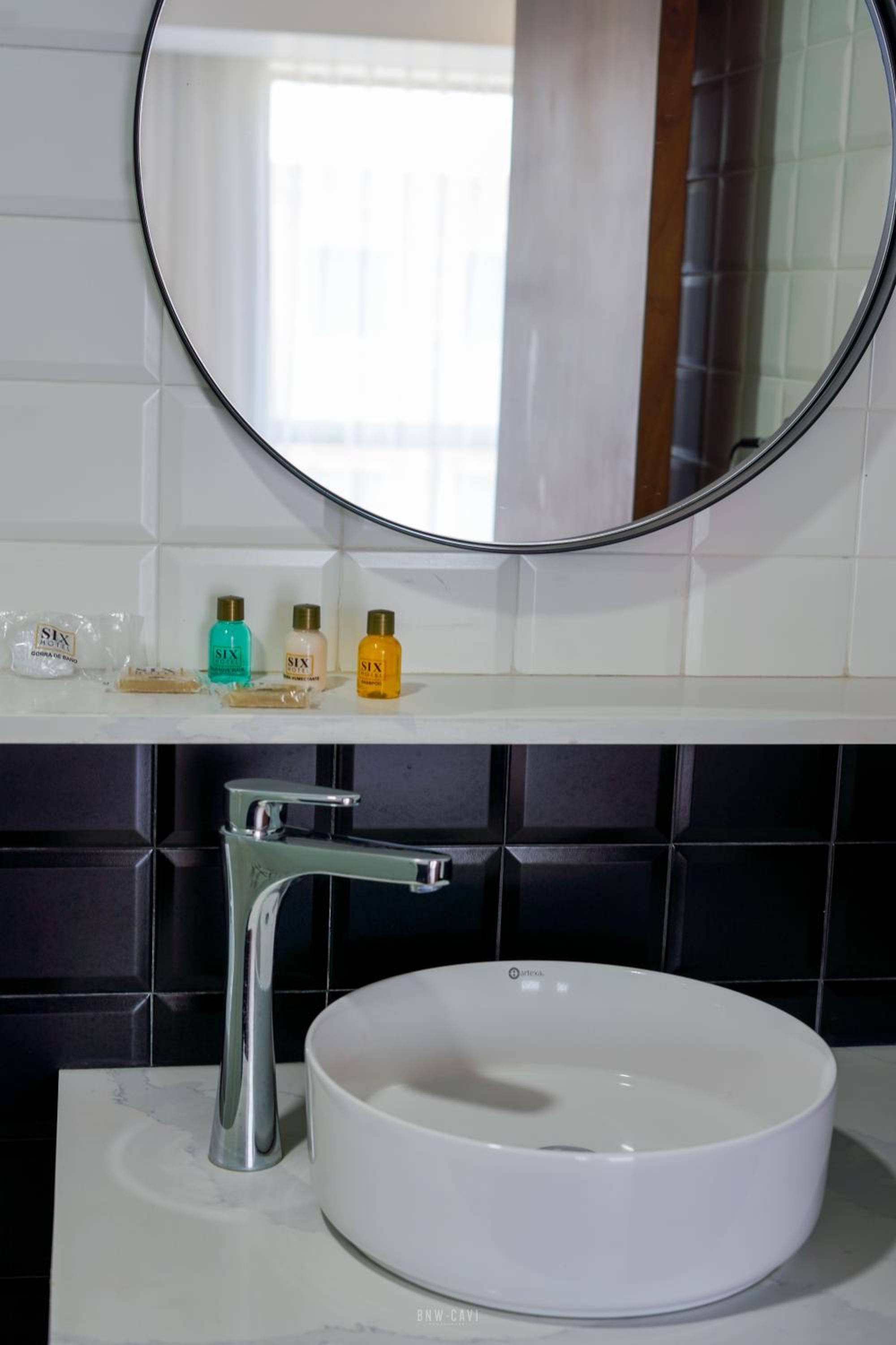 Double Room - Photo 8