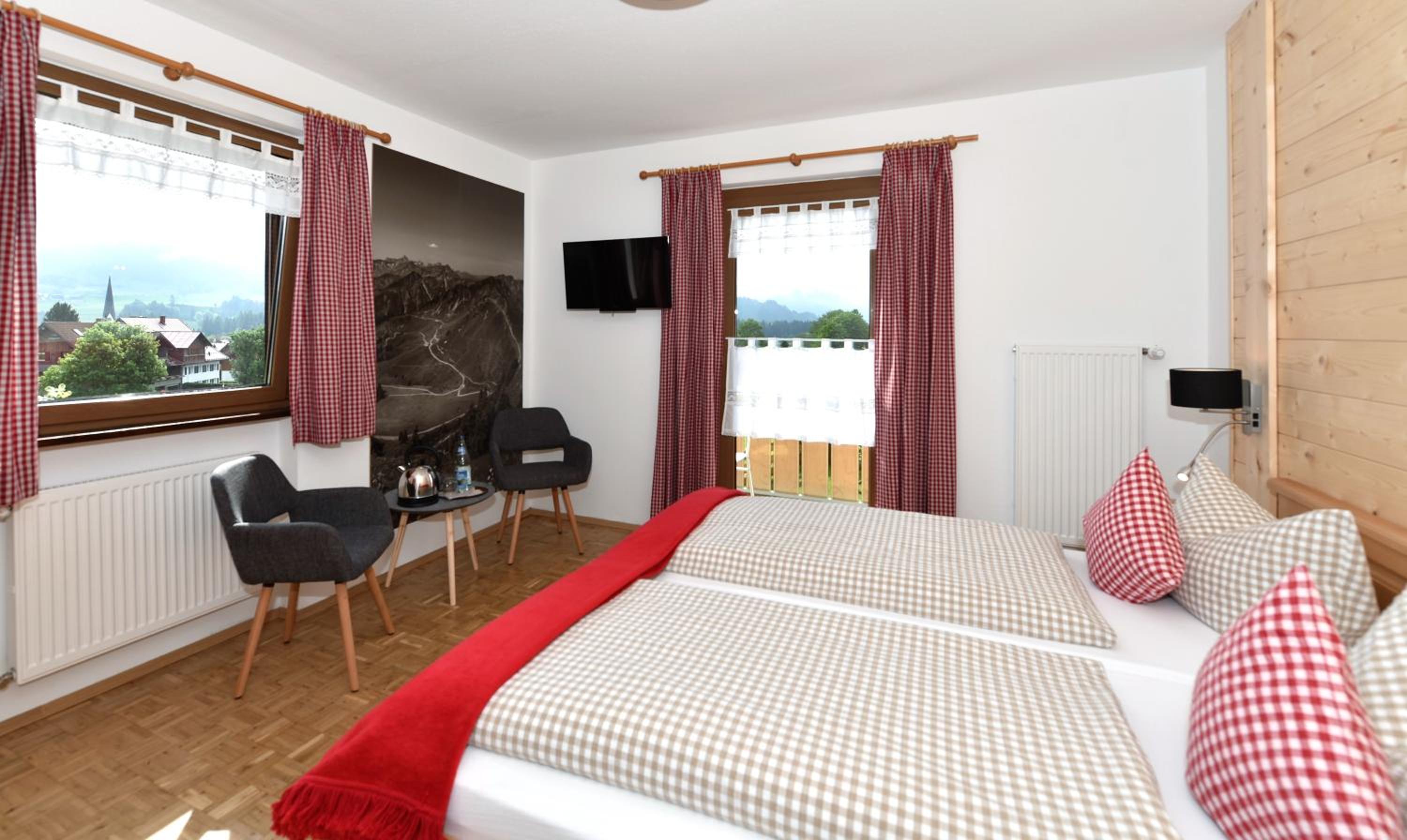 Double Room with Balcony photo 2