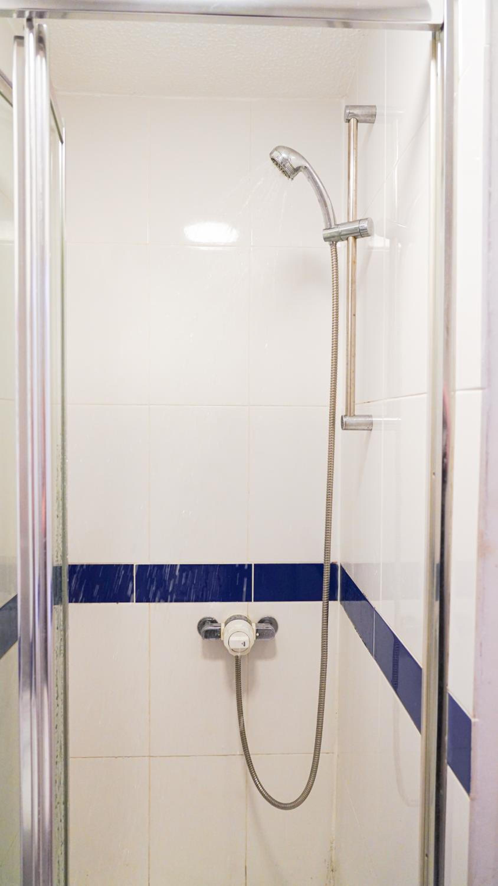 Family Room with Shower photo 3