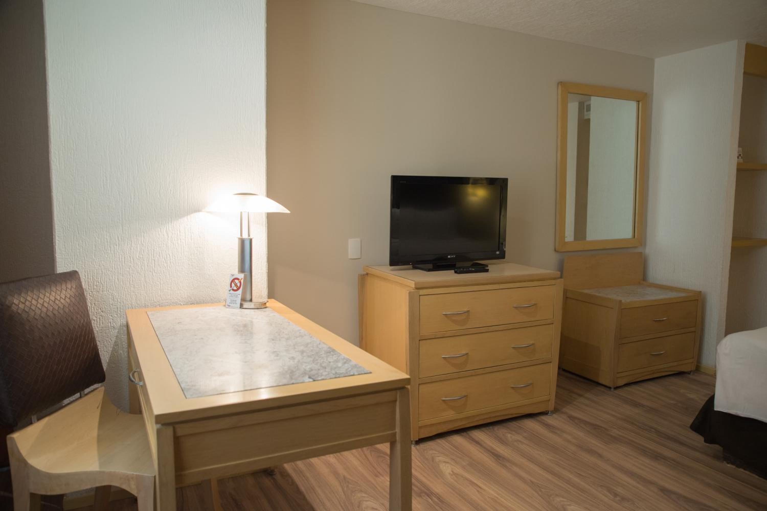 Standard Double Room with Two Double Beds - Photo 6