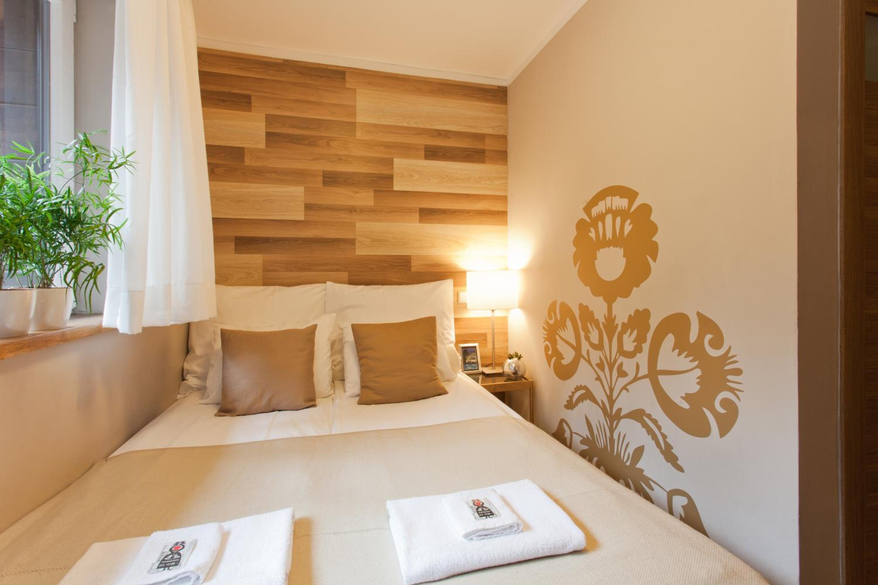 Small Double Room photo 2