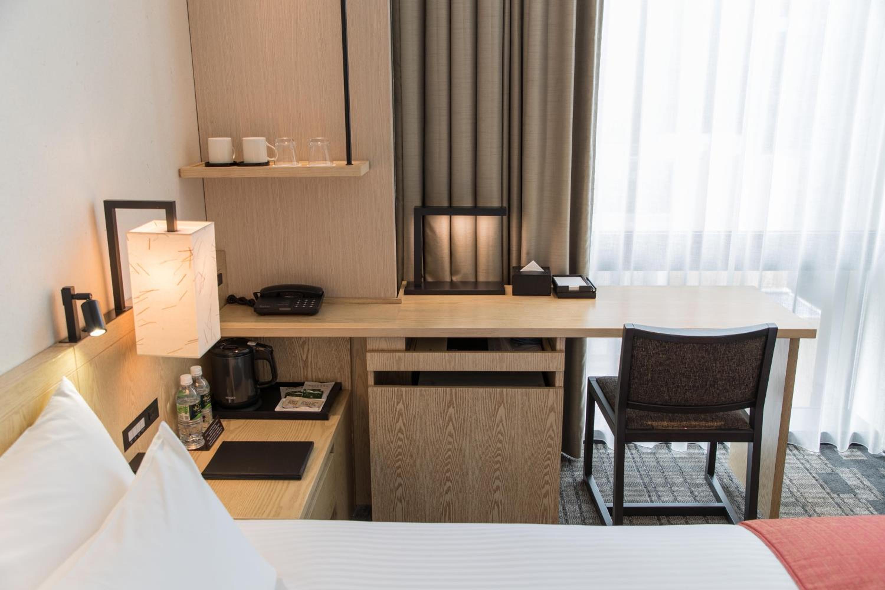Standard Double Room - Non-Smoking - Photo 10