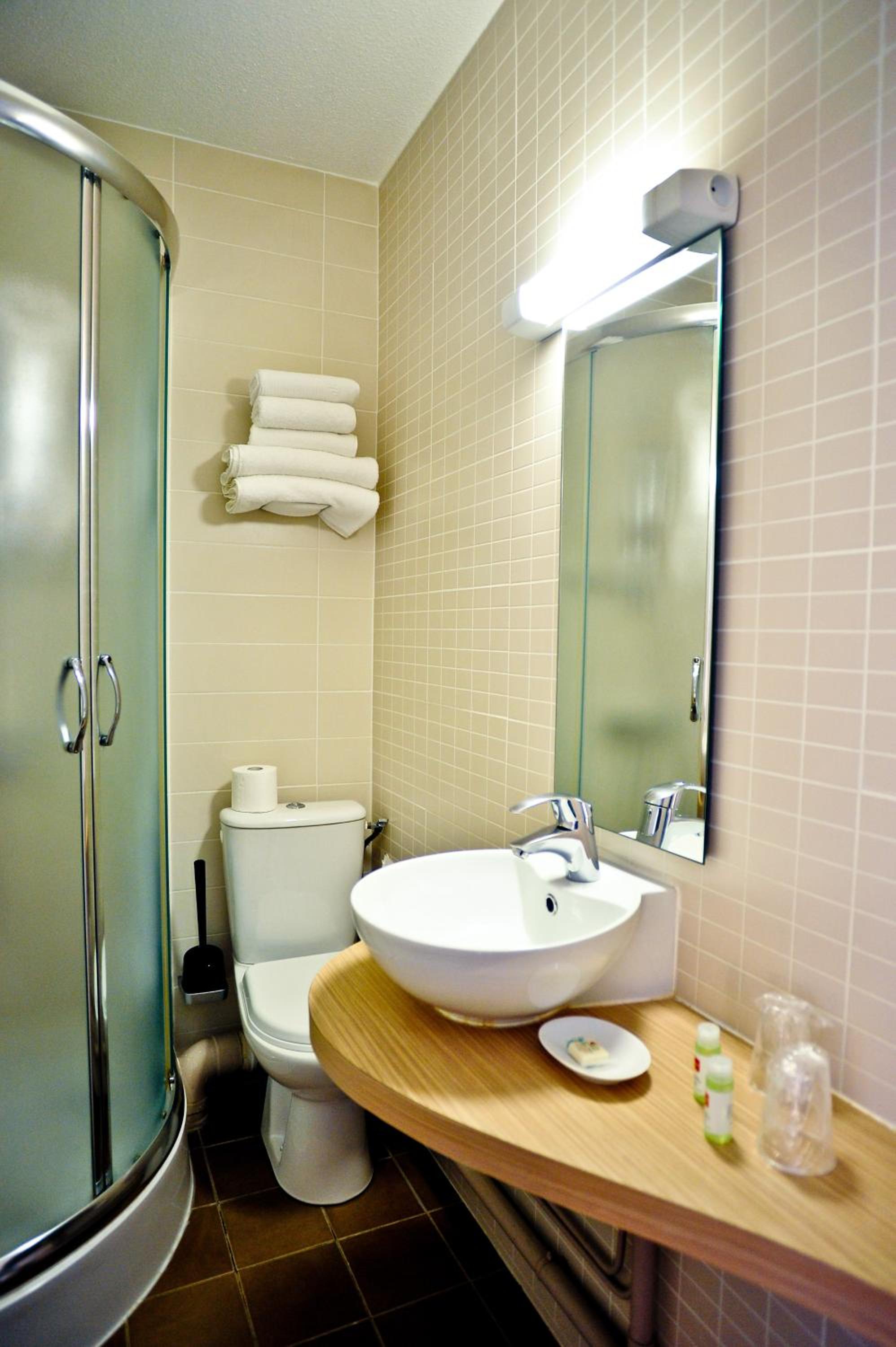 Double Room - Photo 3