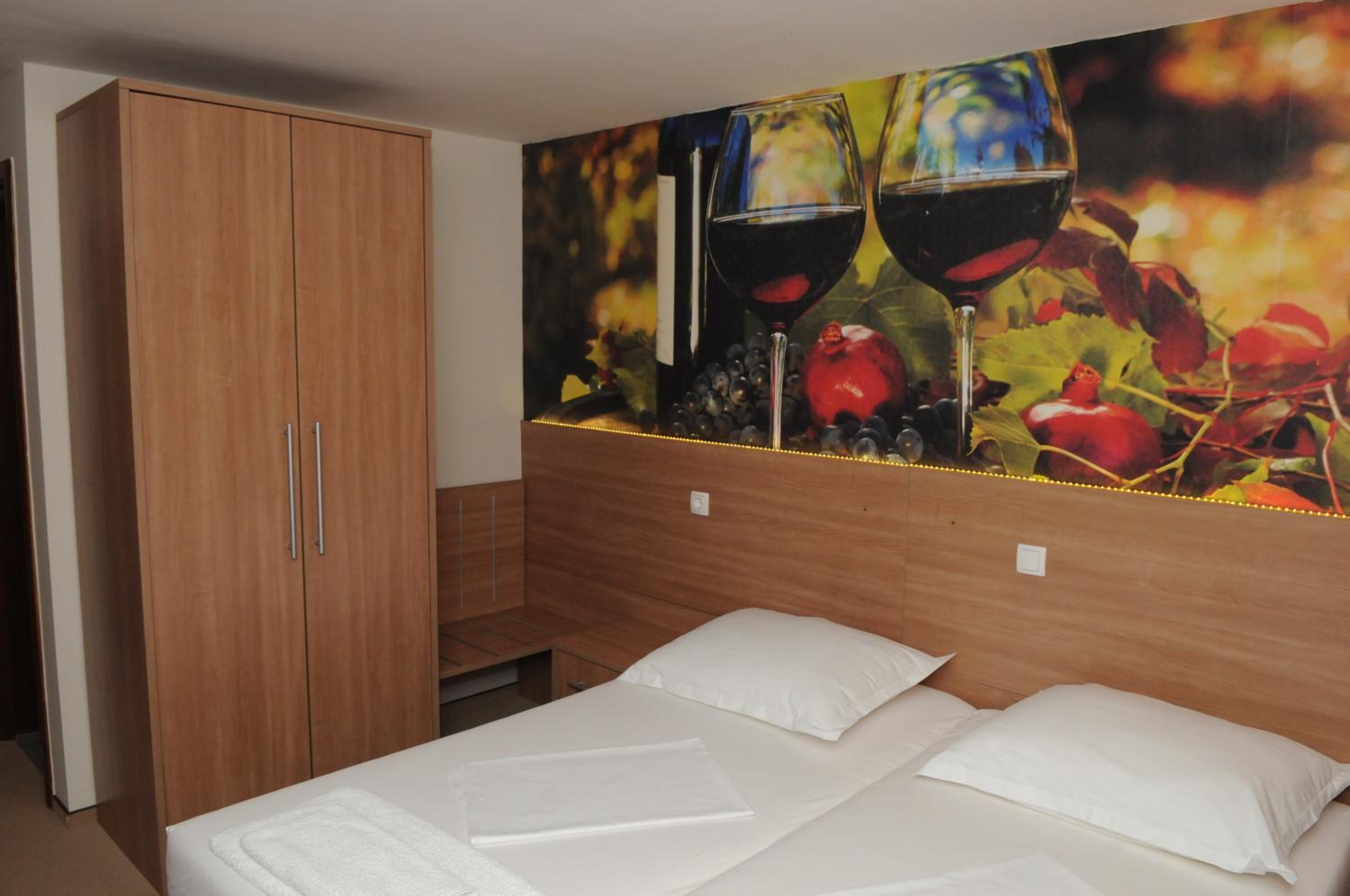 Double or Twin Room photo 2