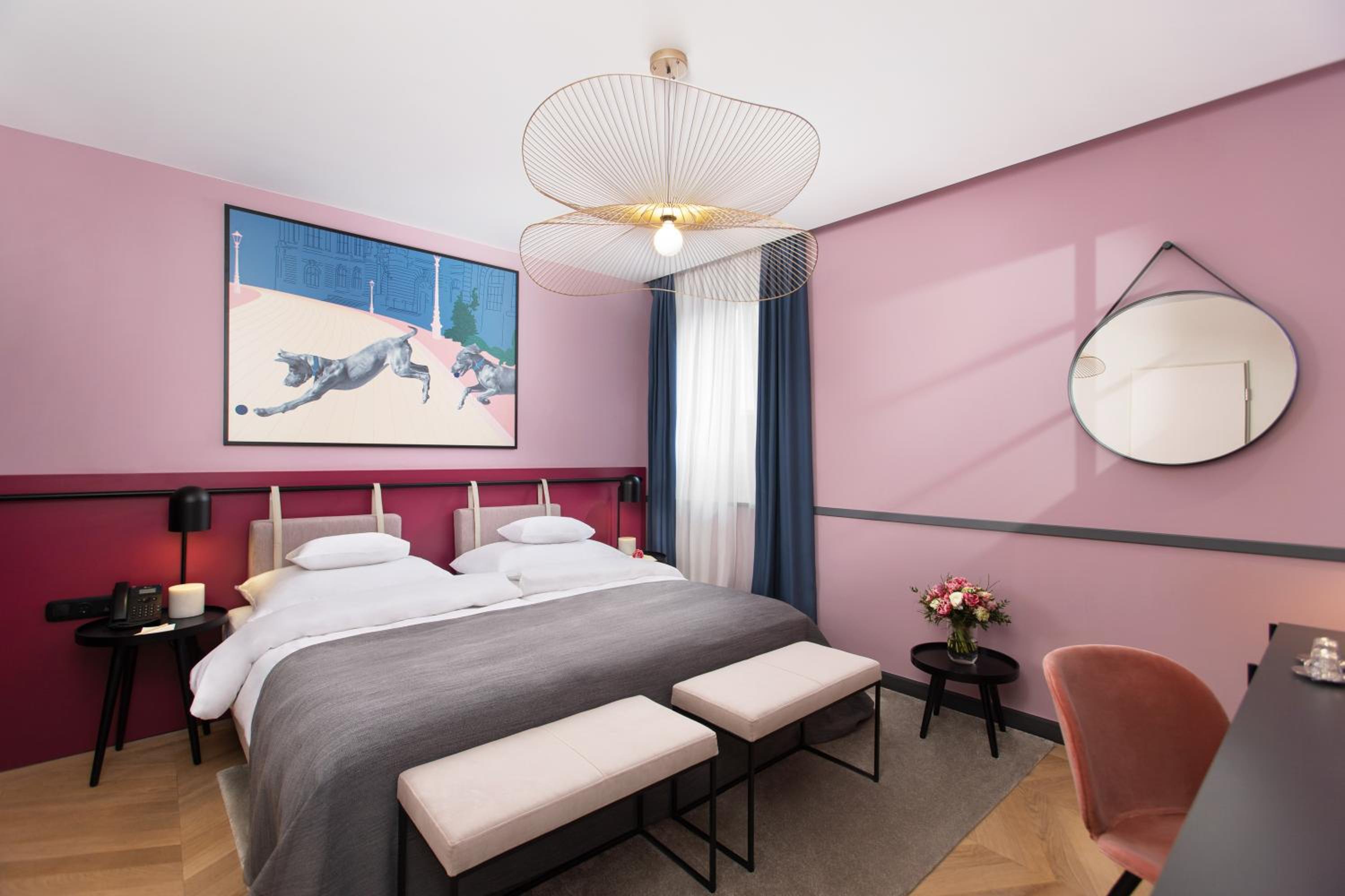 Superior King Room - Photo 1