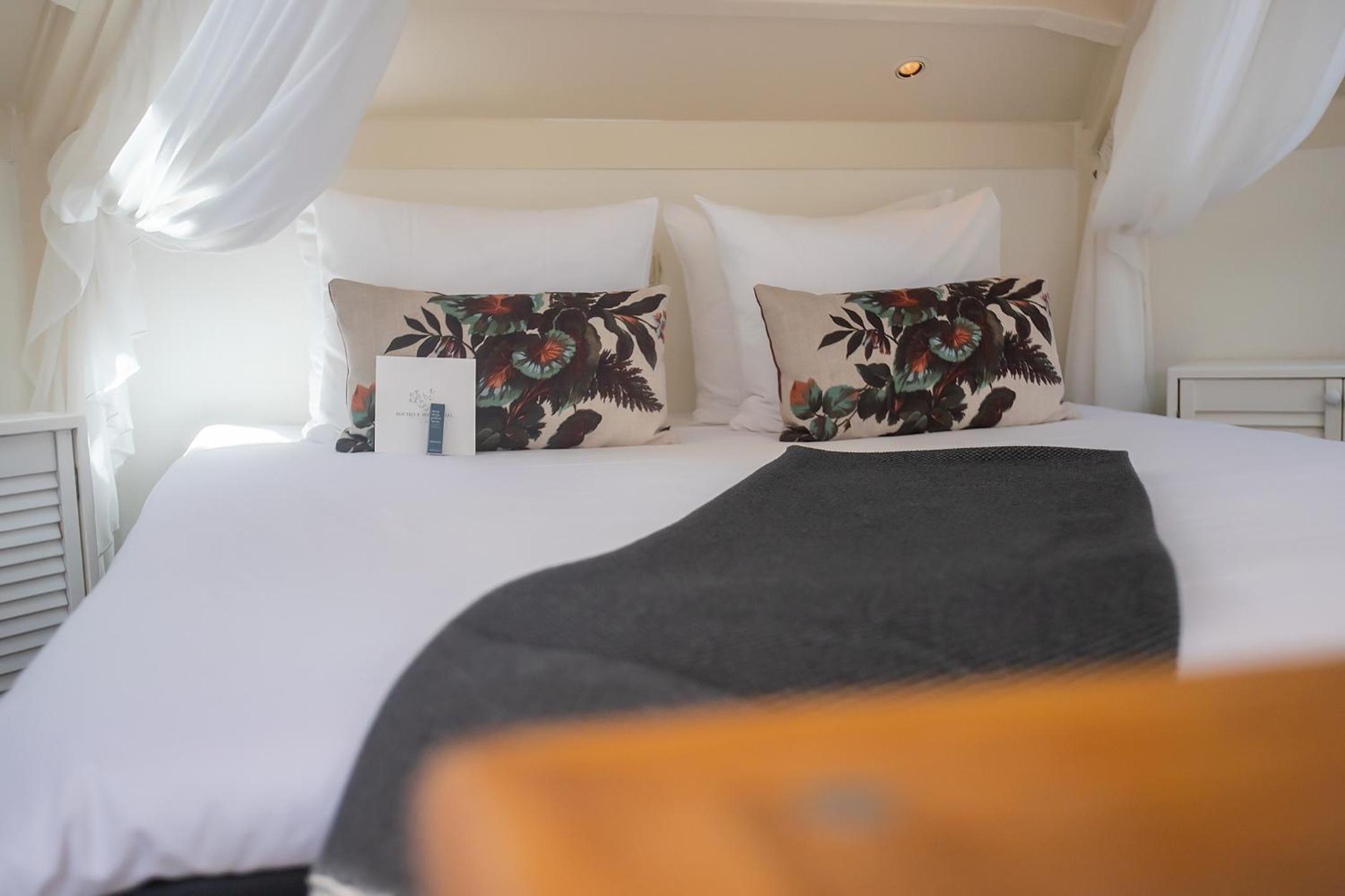 Superior Garden Suite - Photo 2