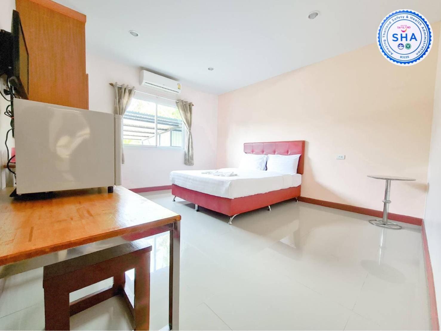 Standard Double Room photo 3