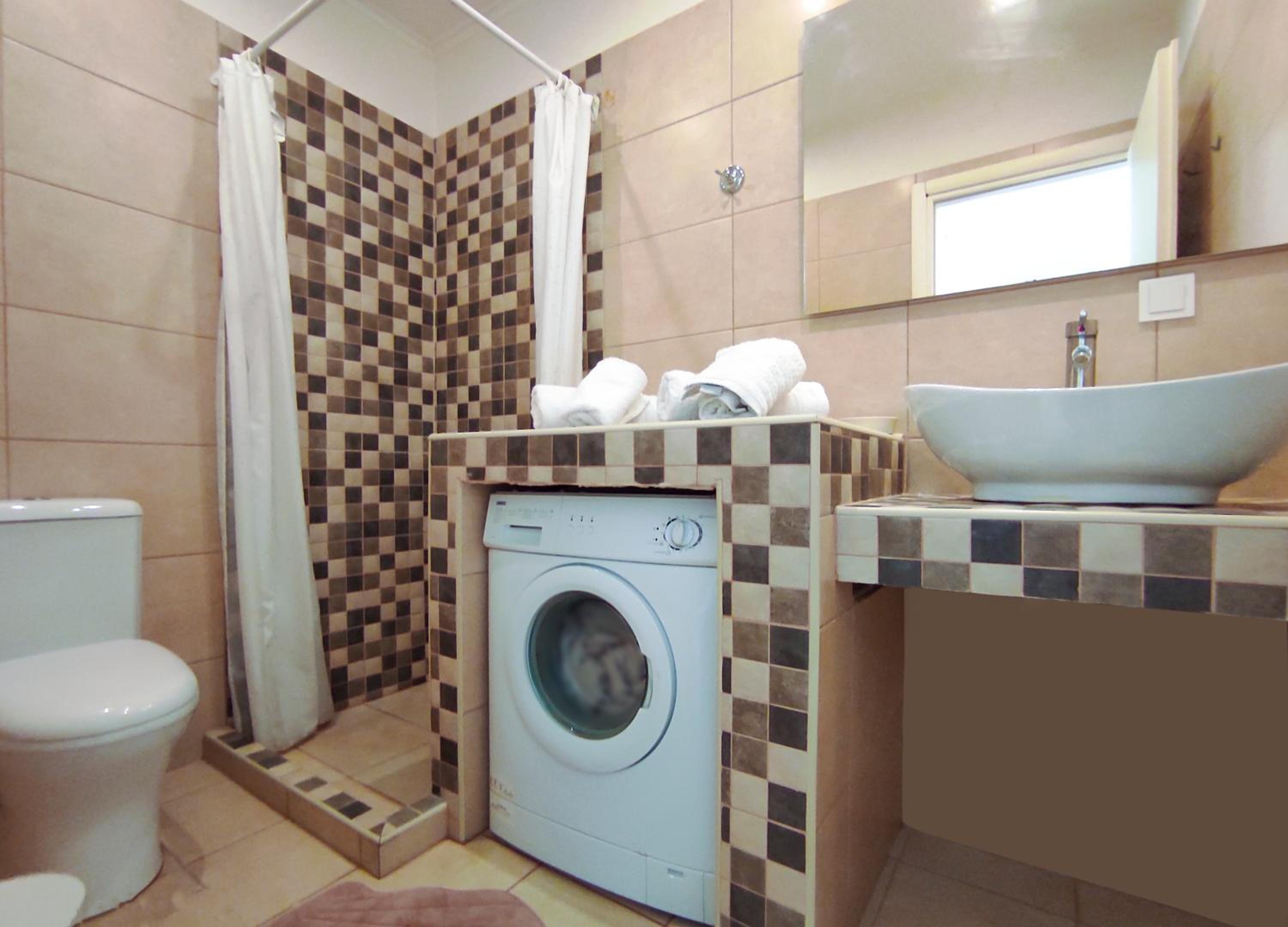 Two-Bedroom Townhouse photo 1