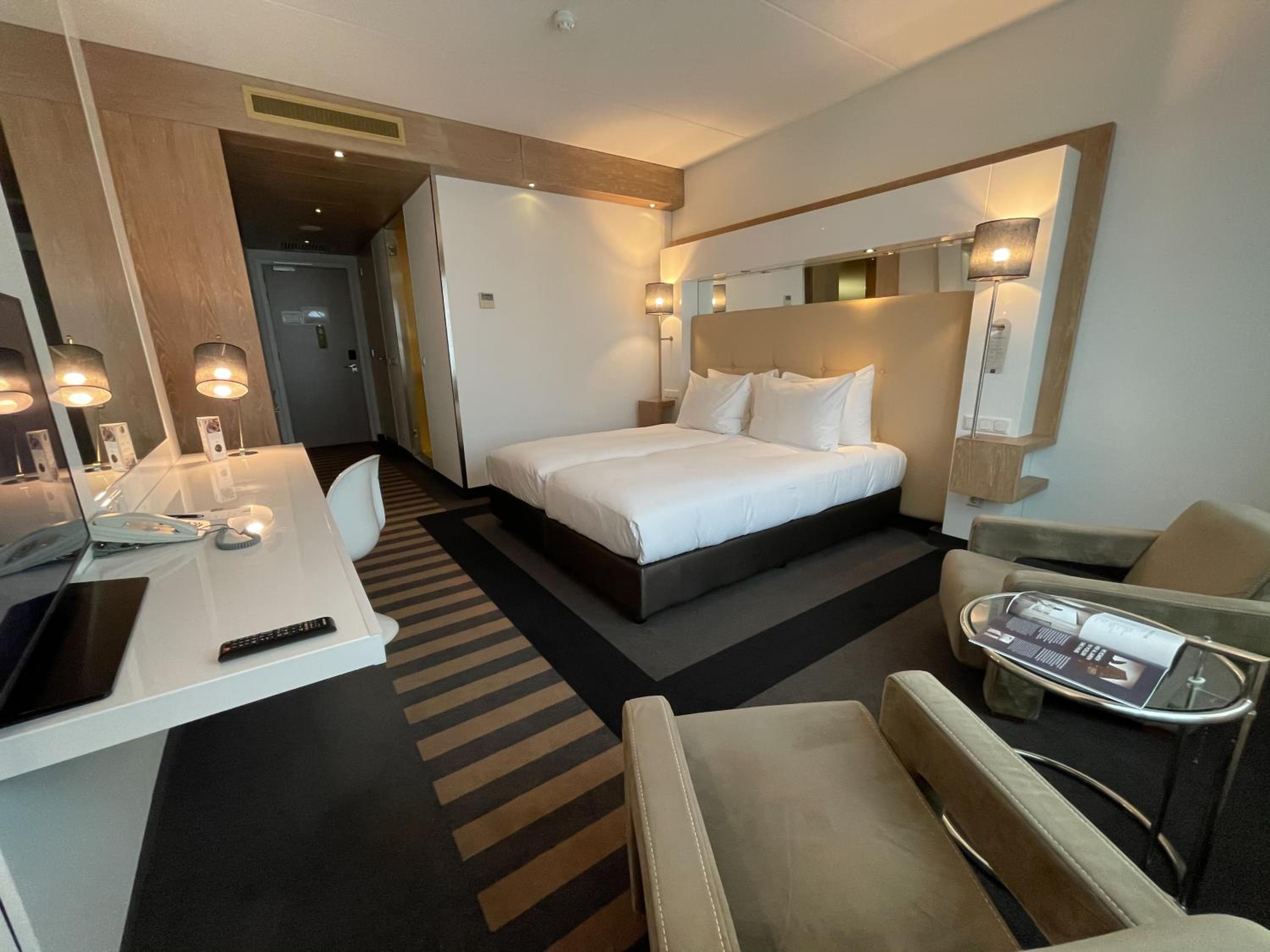 Comfort Room - Photo 1