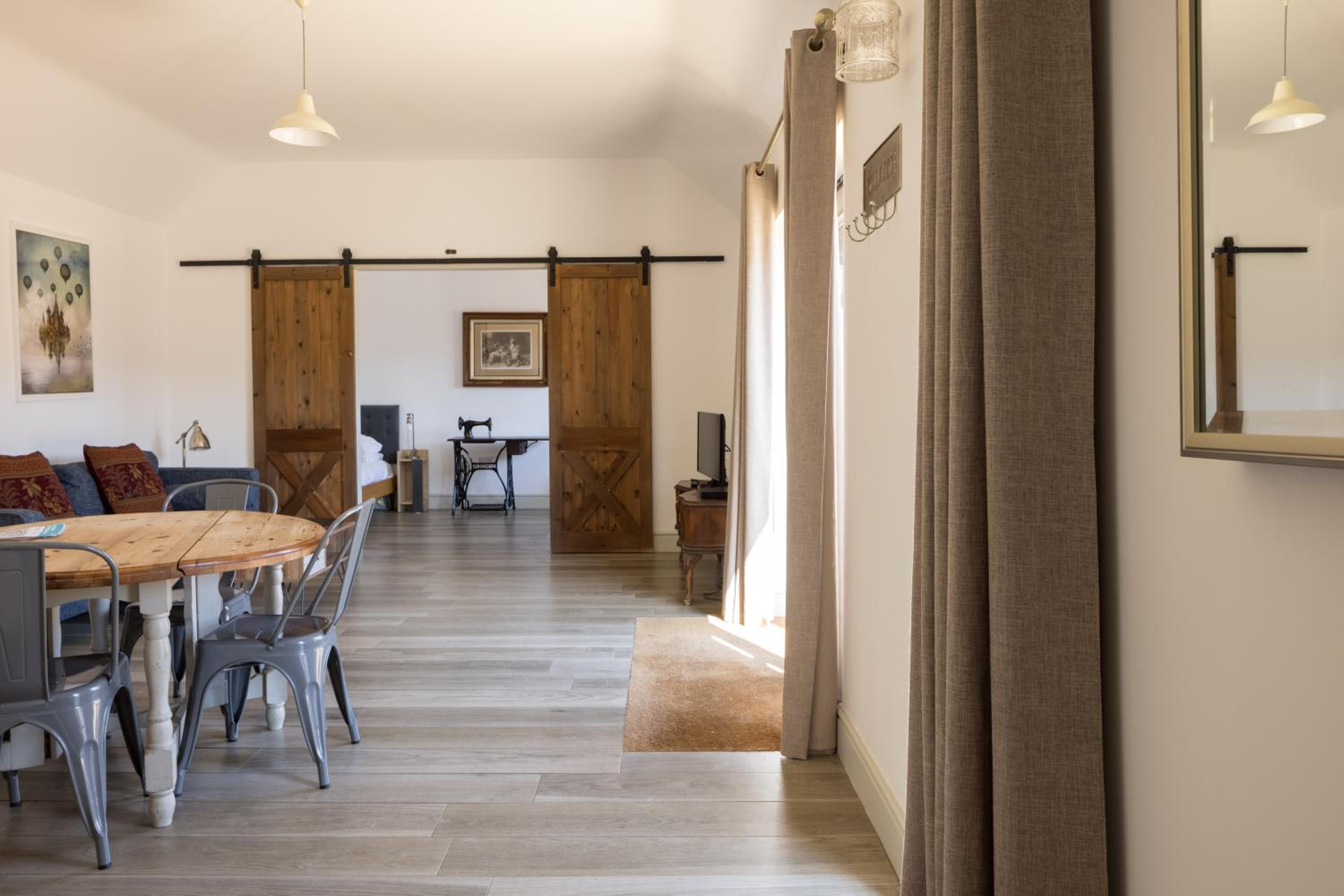 Two-Bedroom Apartment photo 2