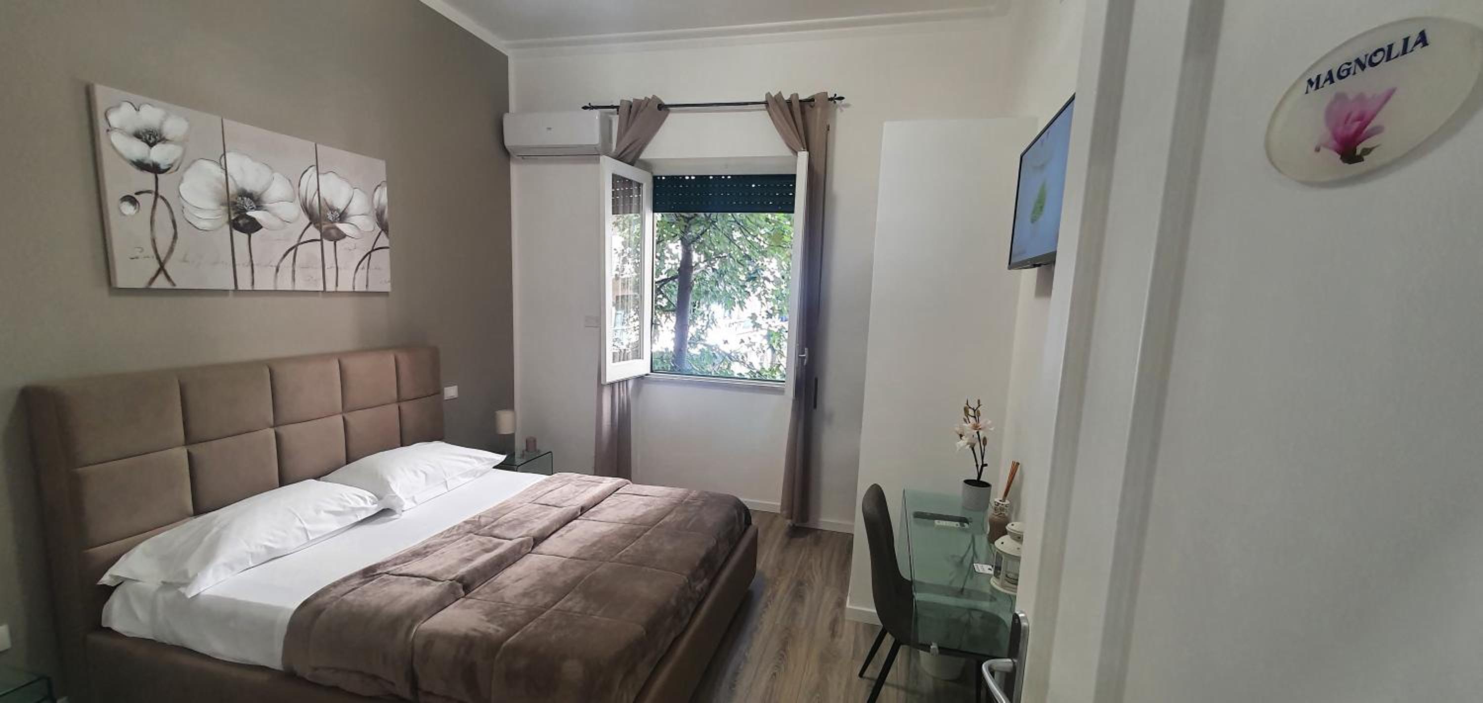 Double Room with Private Bathroom