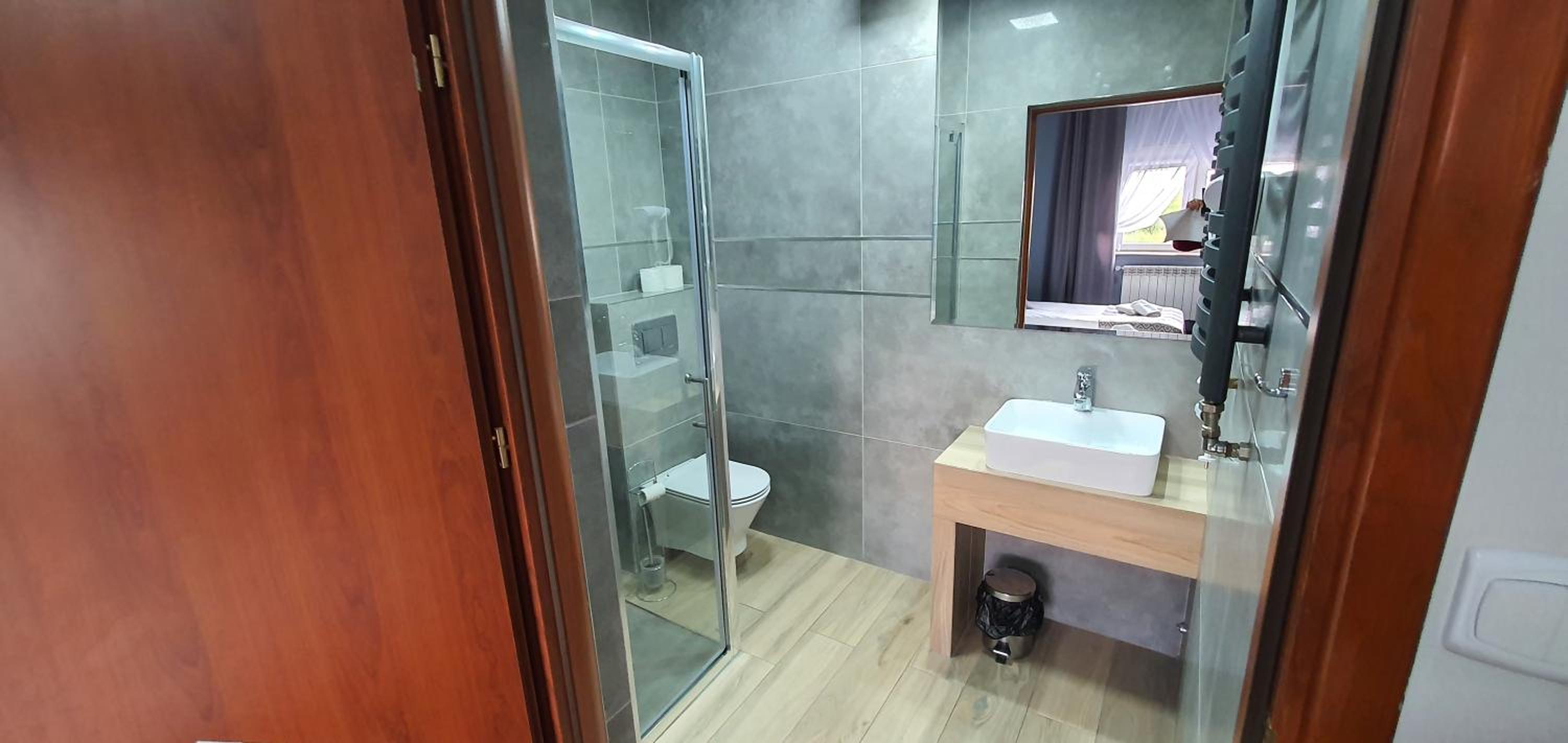 Deluxe Queen Room photo 3