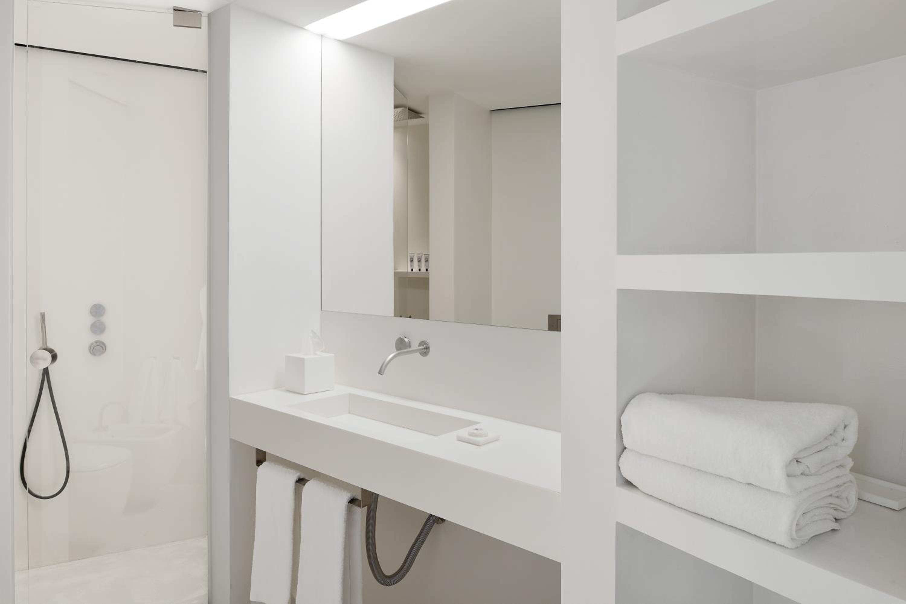 Deluxe Apartment thumbnail 5