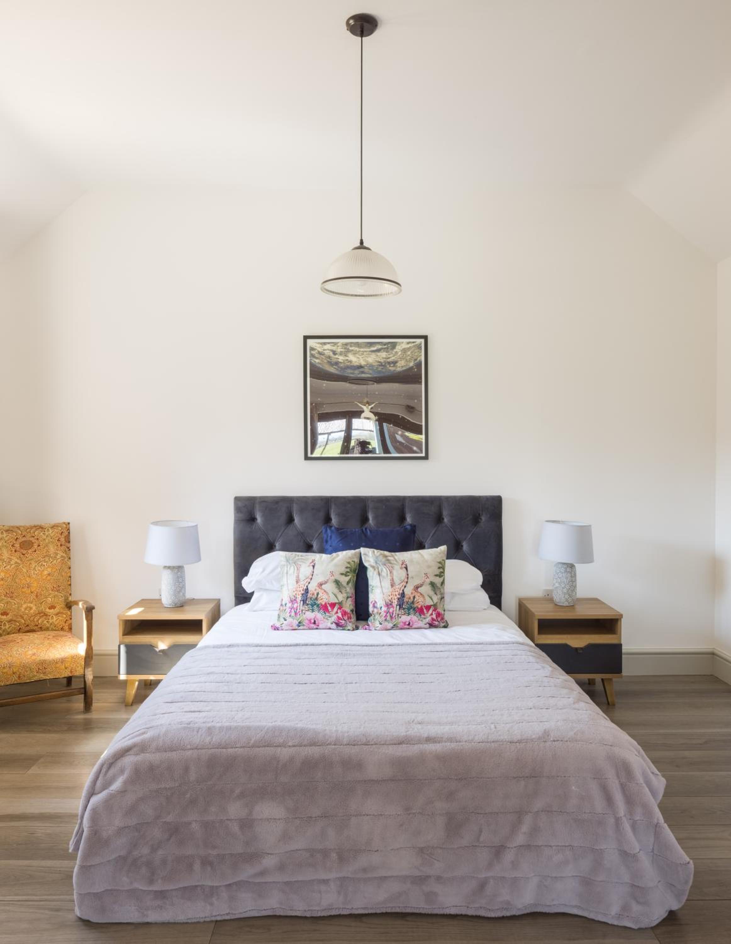 Two-Bedroom Apartment - Photo 9