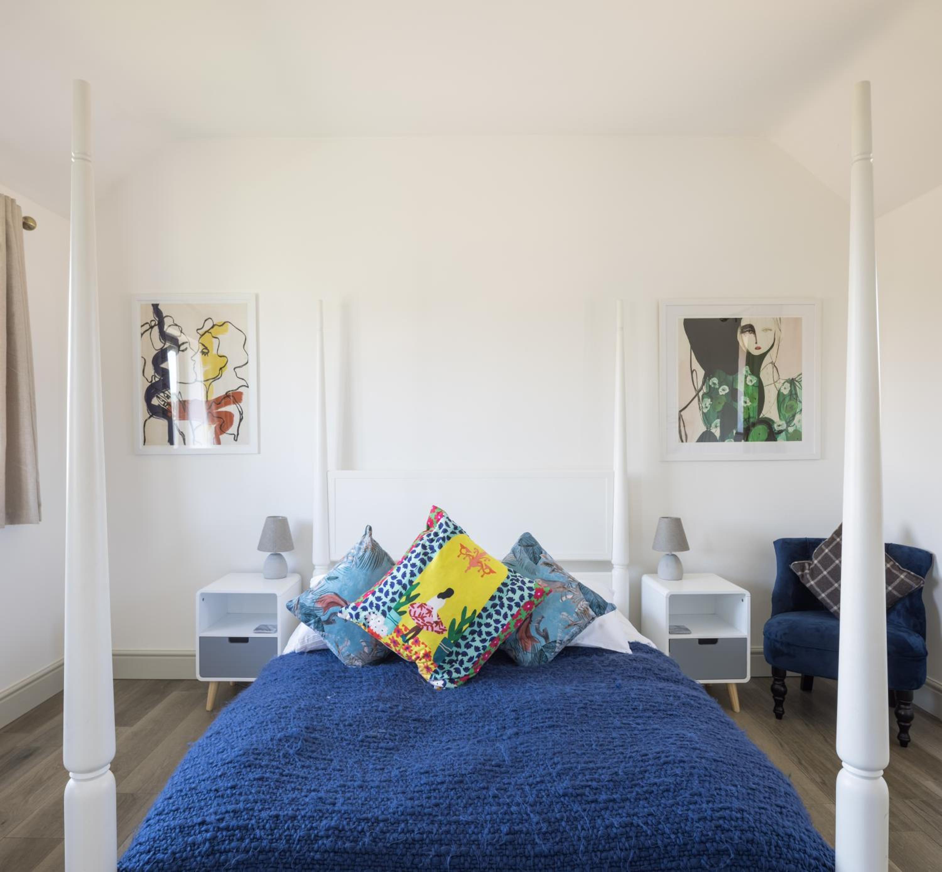 Two-Bedroom Apartment - Photo 17