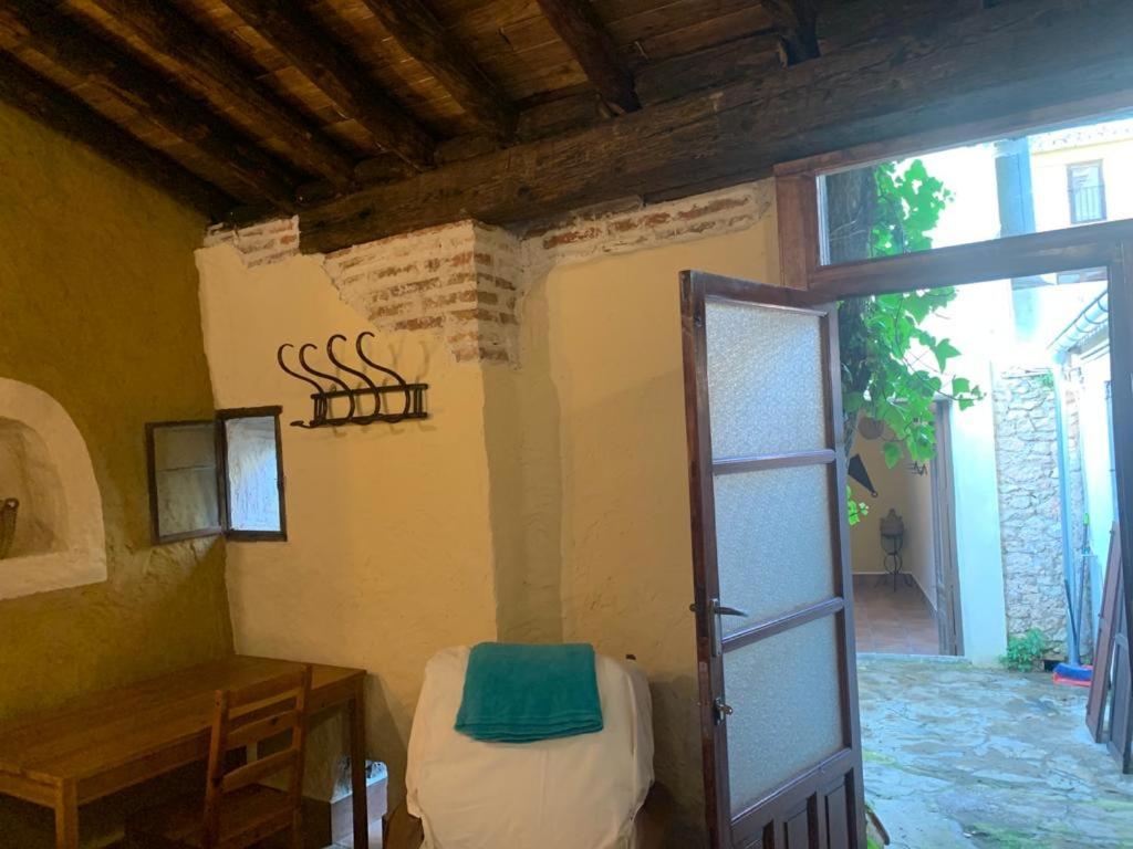 Three-Bedroom House - Photo 30
