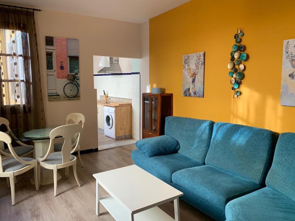 Three-Bedroom House - Photo 34