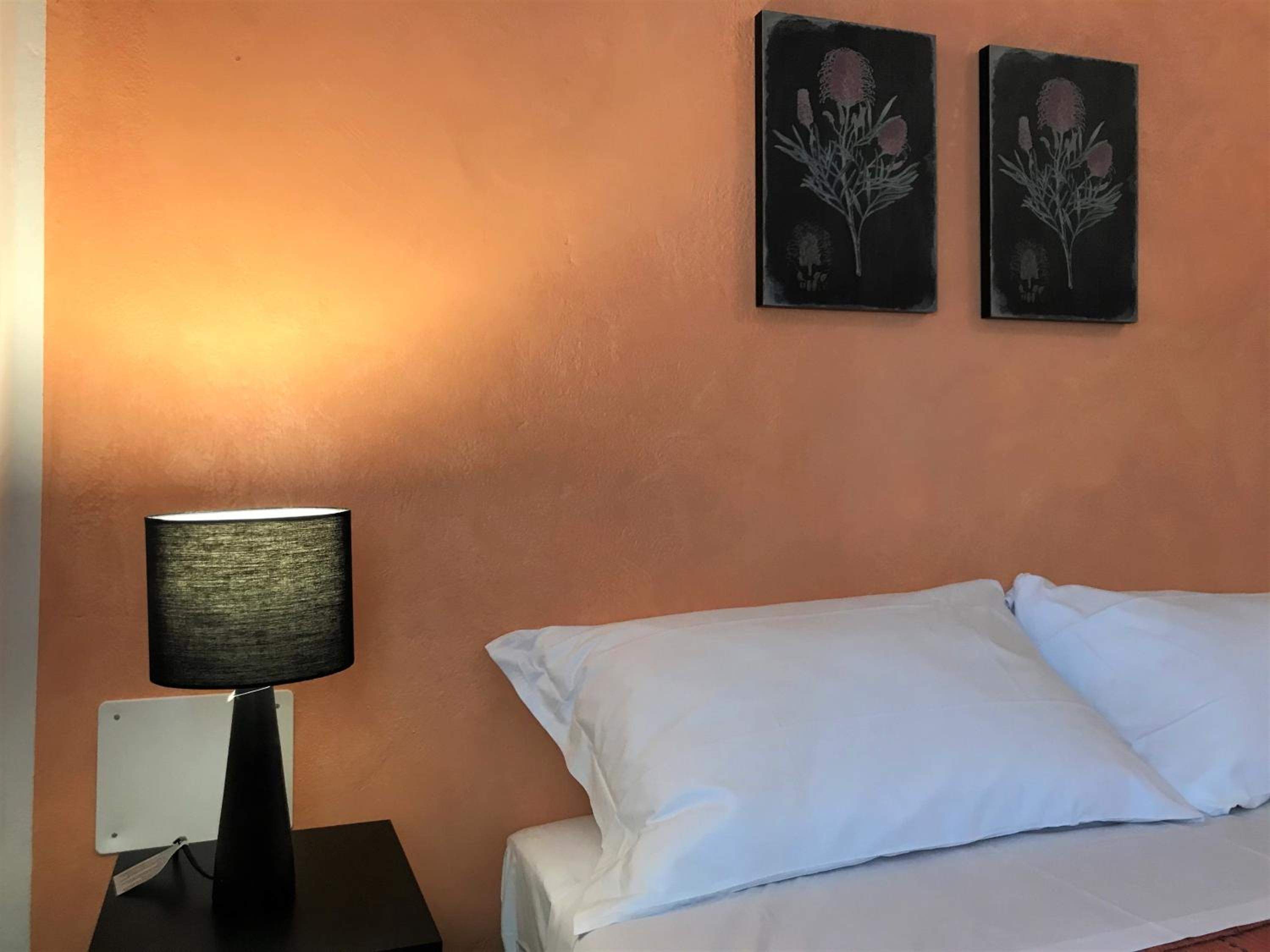 Double Room with Private Bathroom - Photo 4