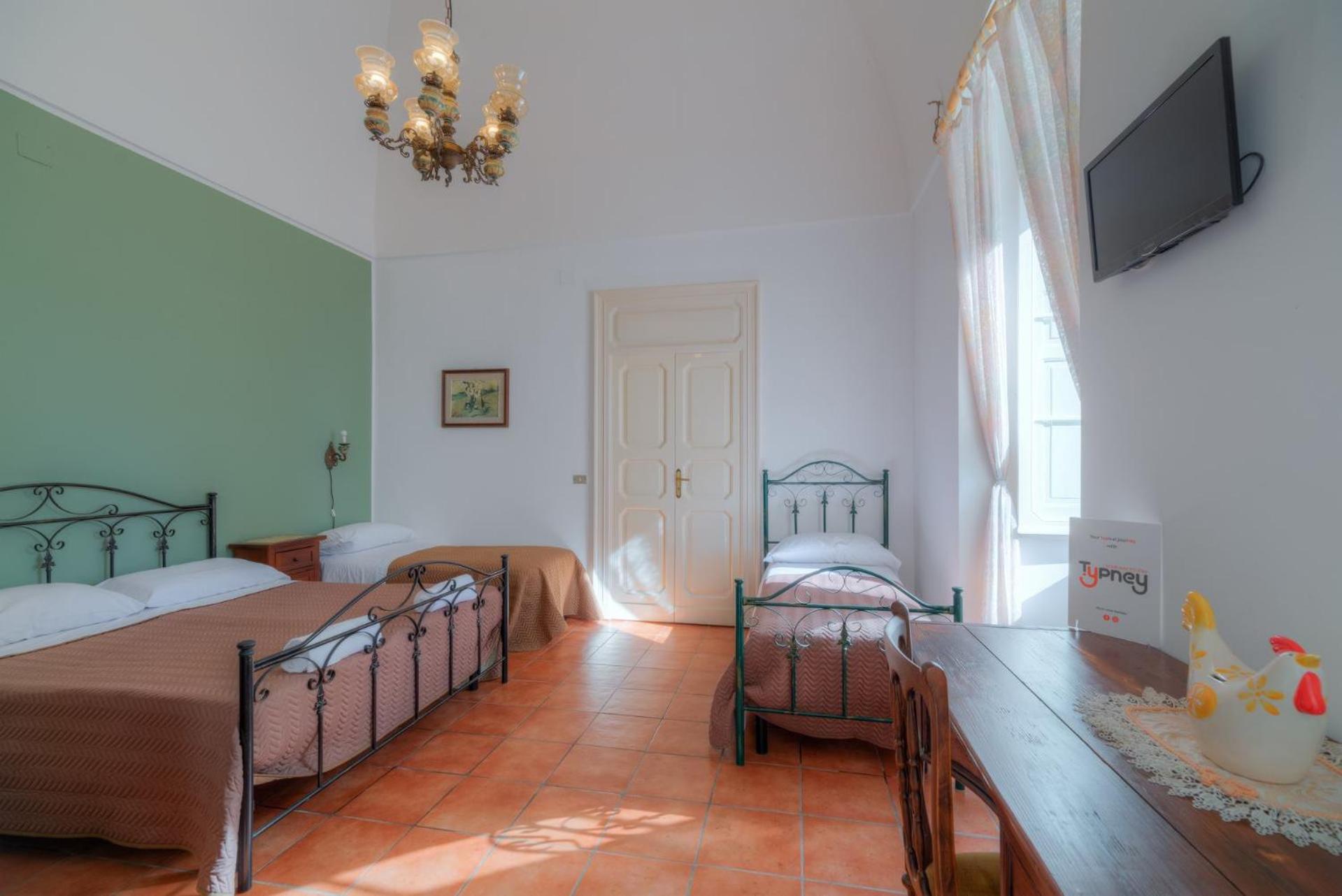 Quadruple Room With Private Bathroom