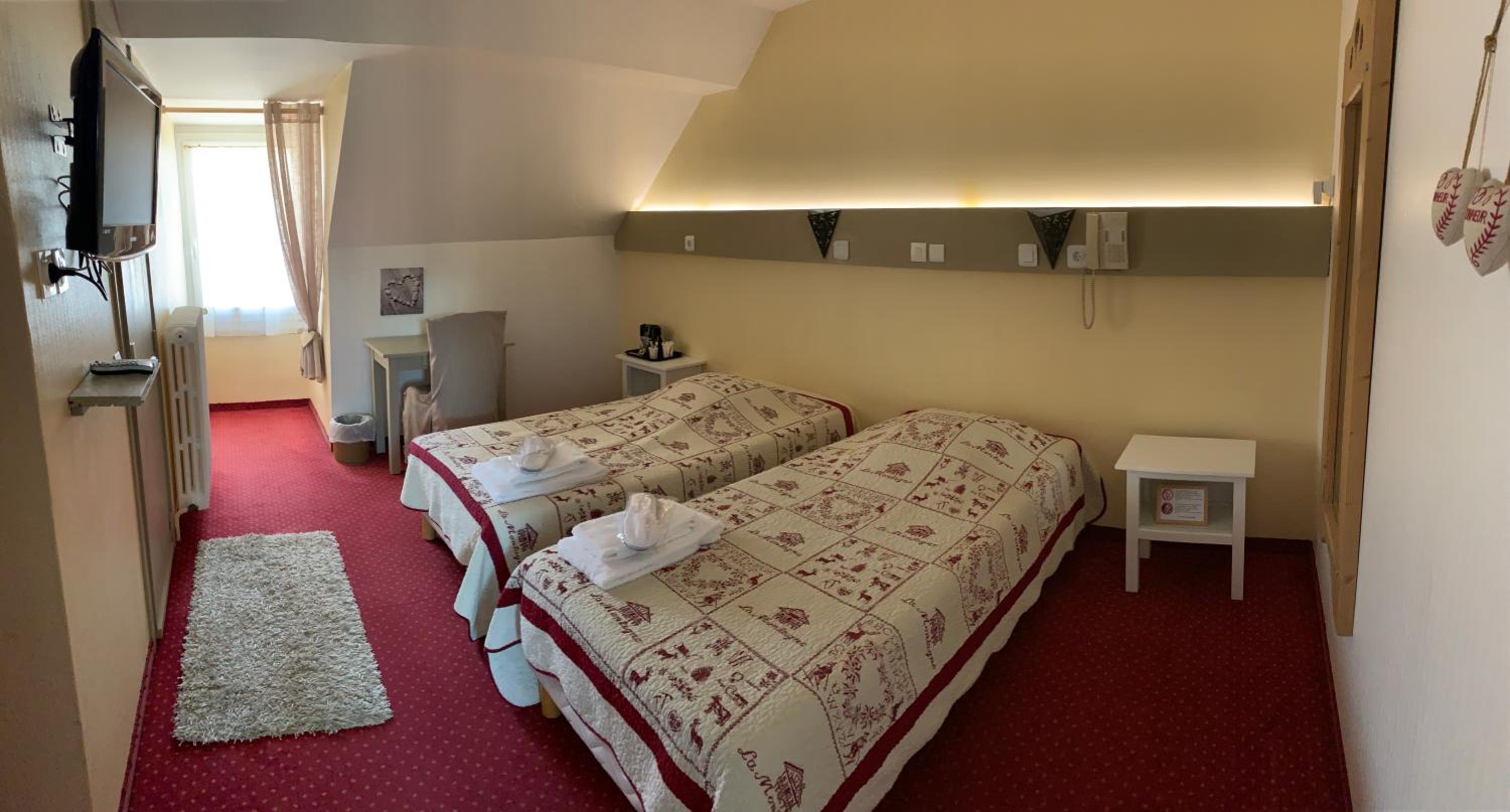 Twin Room photo 1