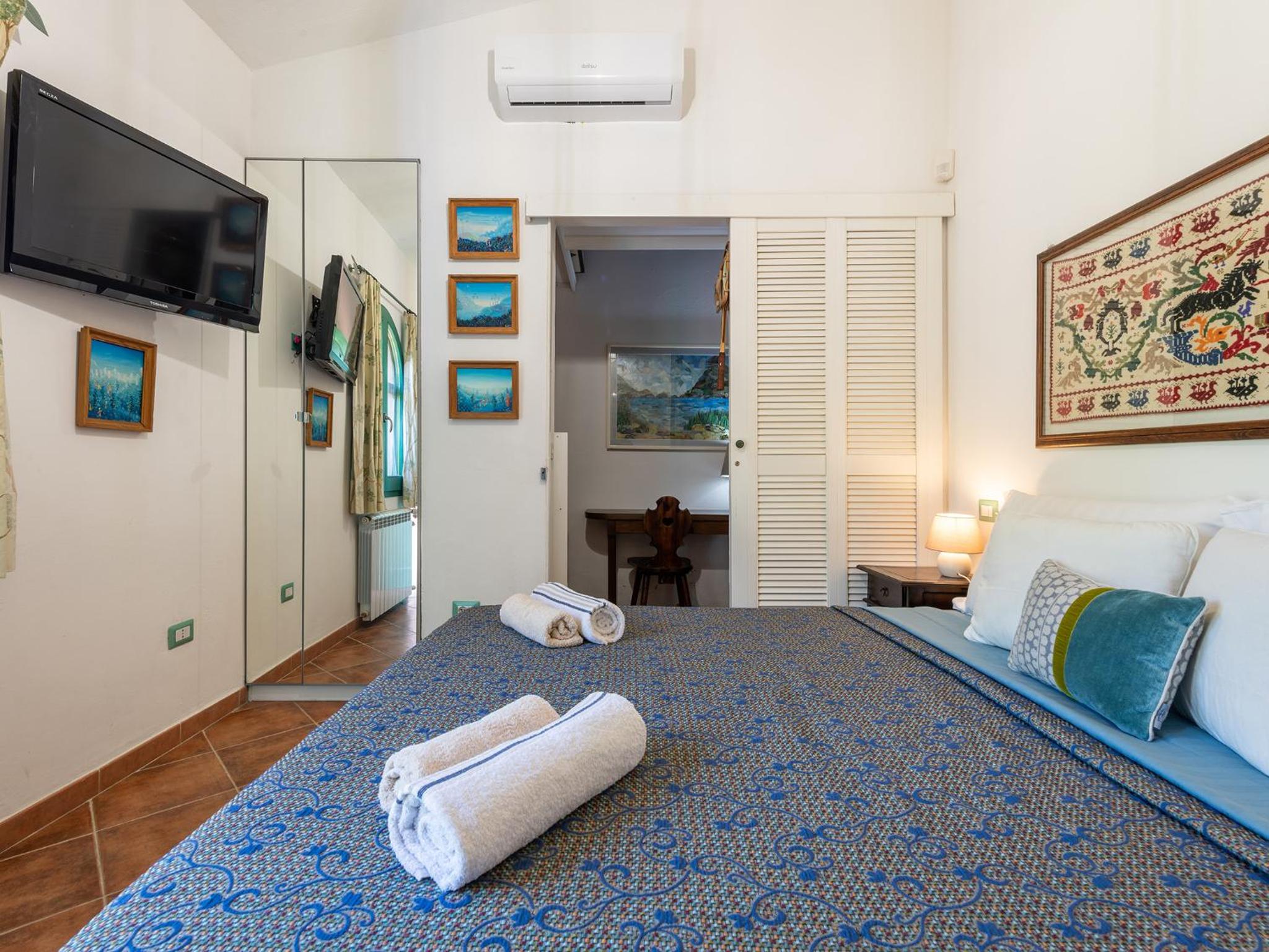 Double Room with Private Bathroom photo 3