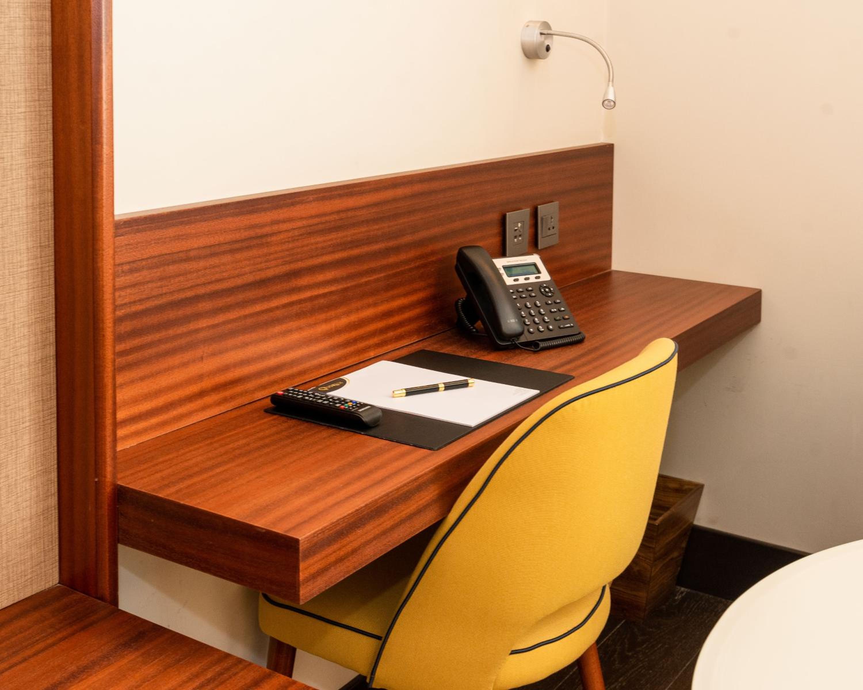King Suite - Photo 4