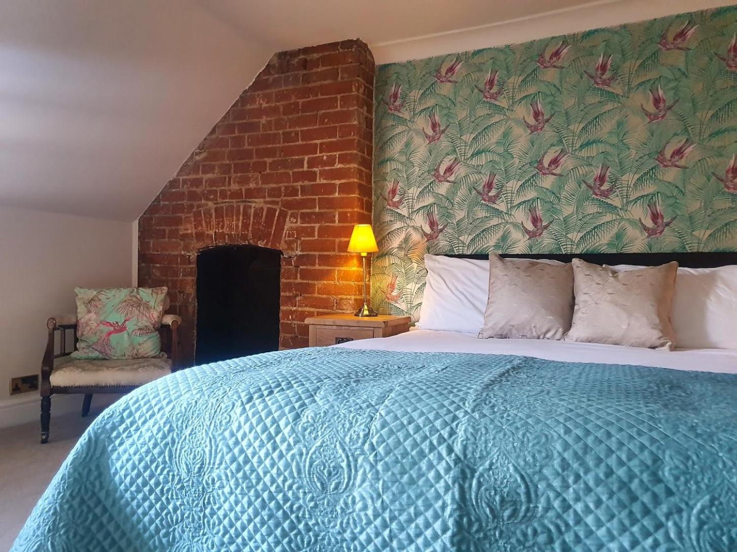 Deluxe King Room photo 2