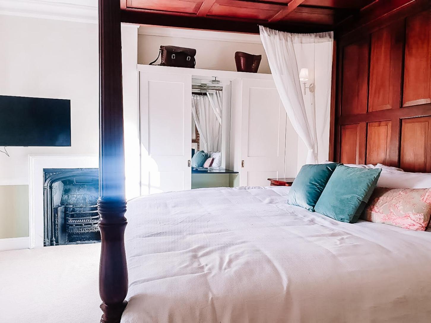 Deluxe King Room photo 1