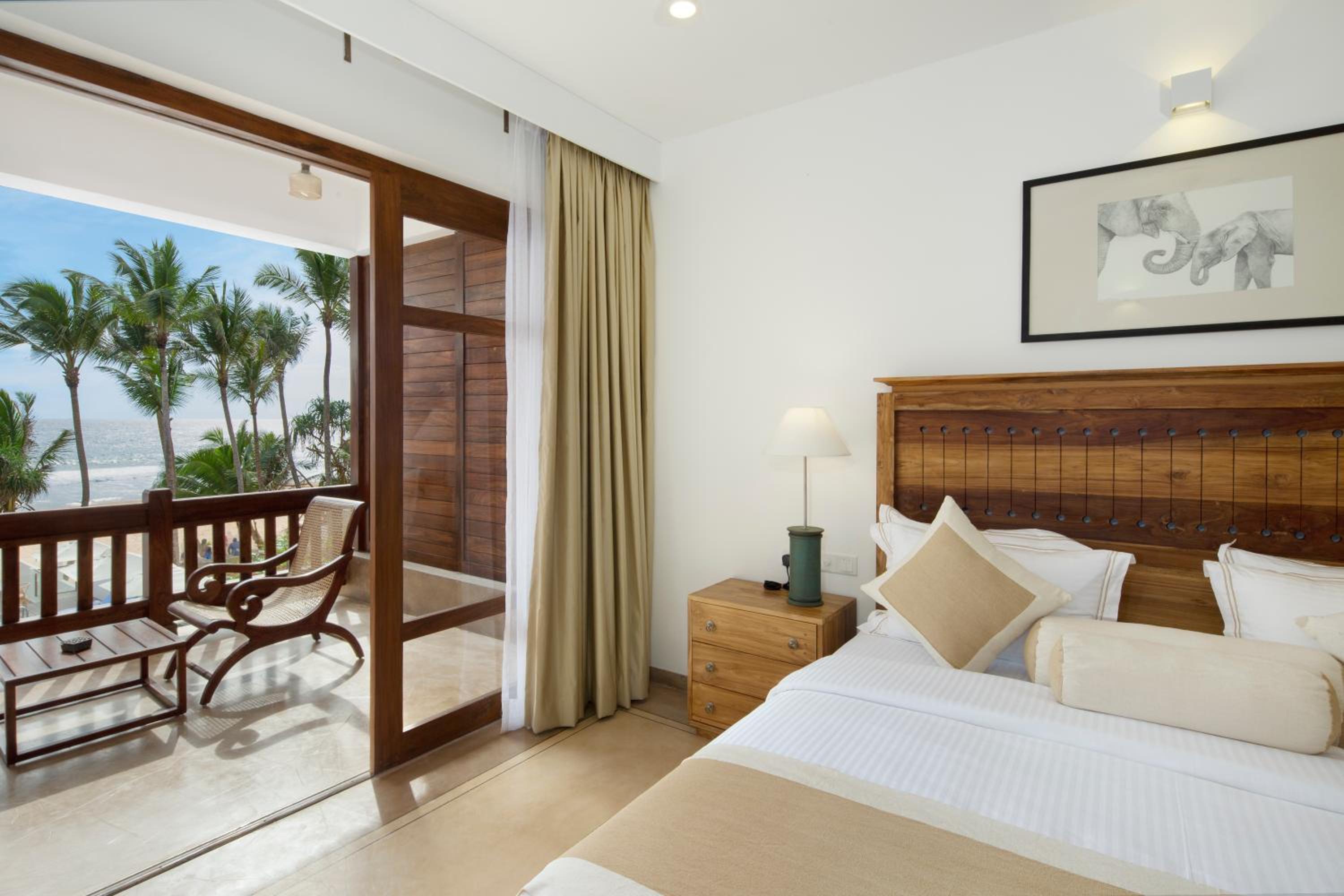 Super Deluxe With Sea View - Photo 2