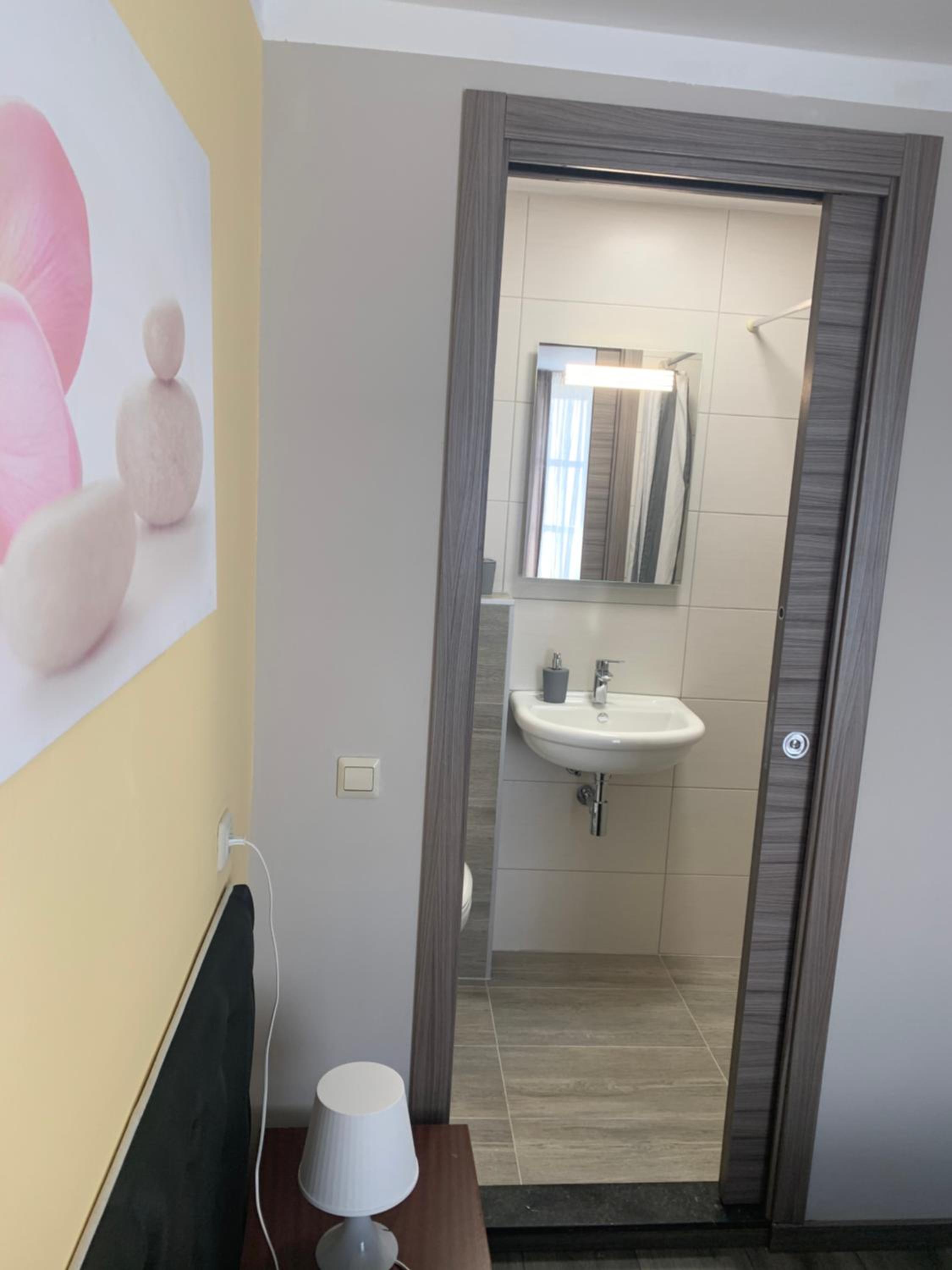 Double Room - Photo 2
