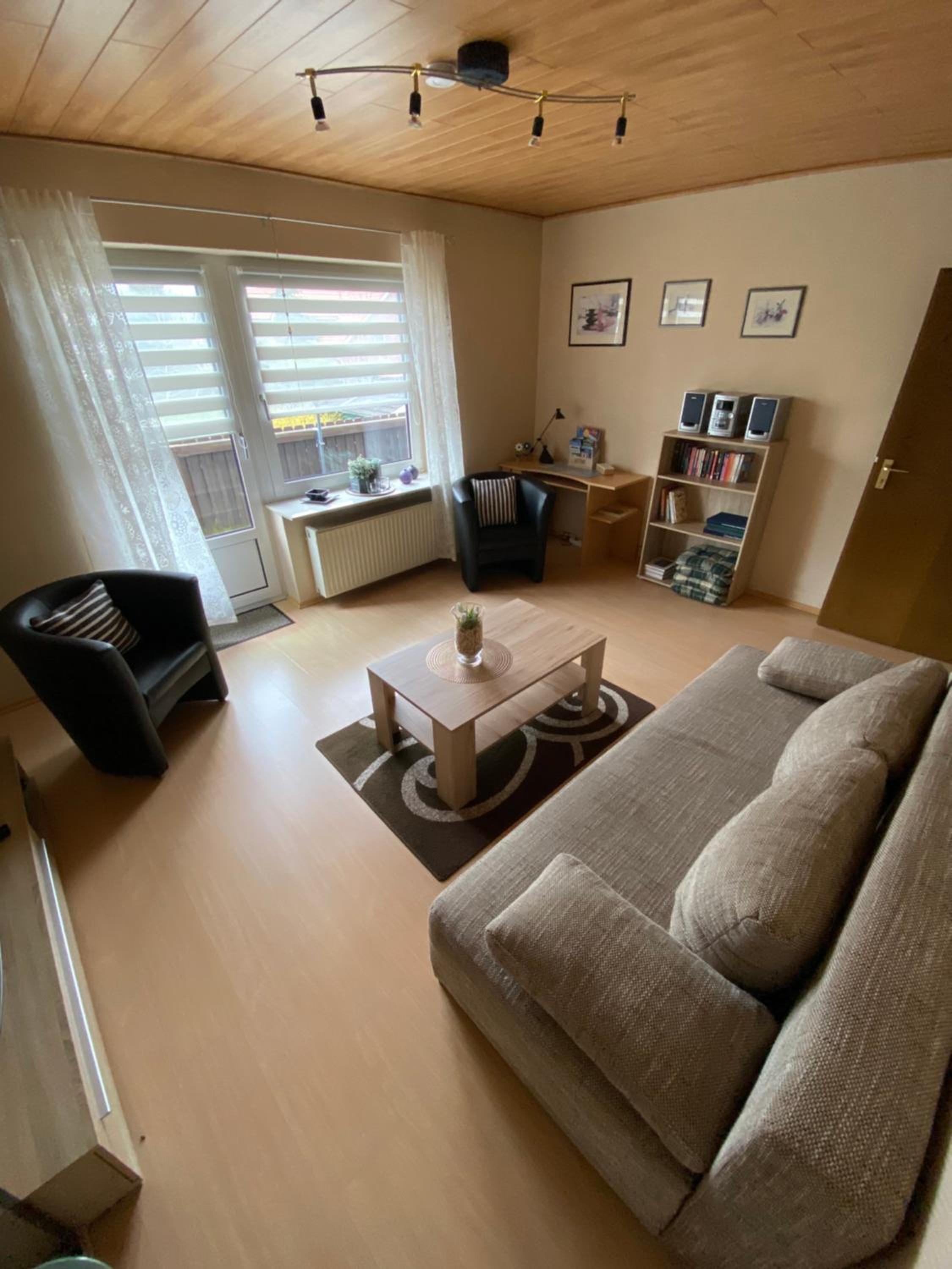 One-Bedroom Apartment photo 1