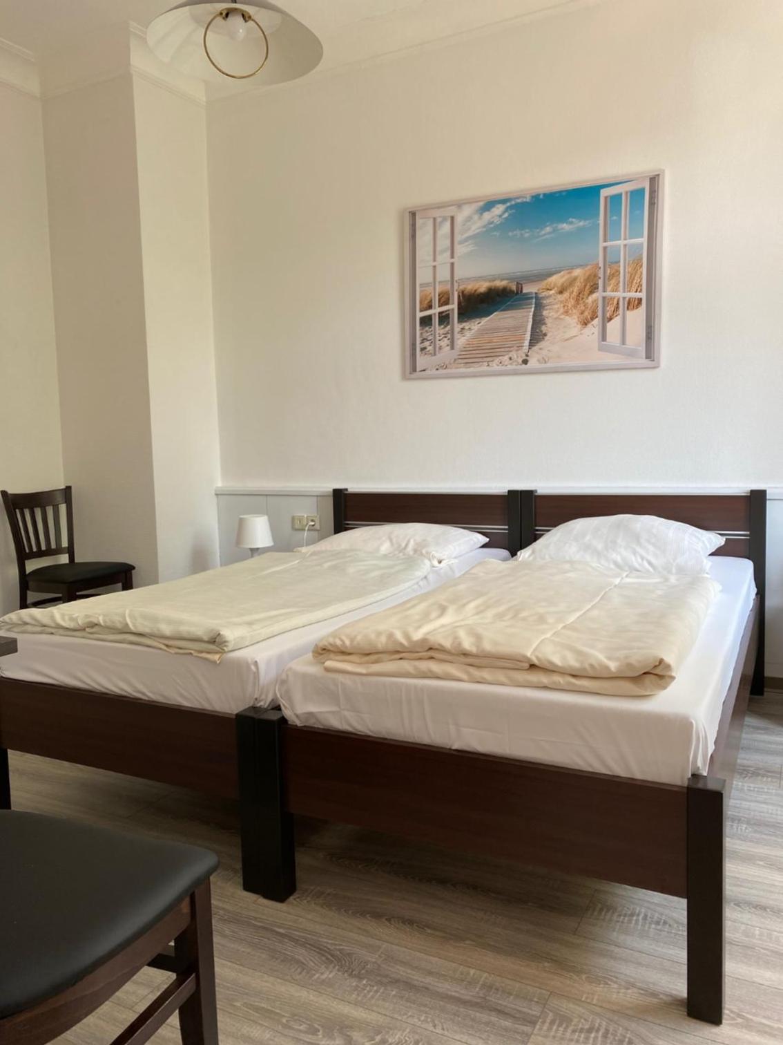 Deluxe Double Room with Shower