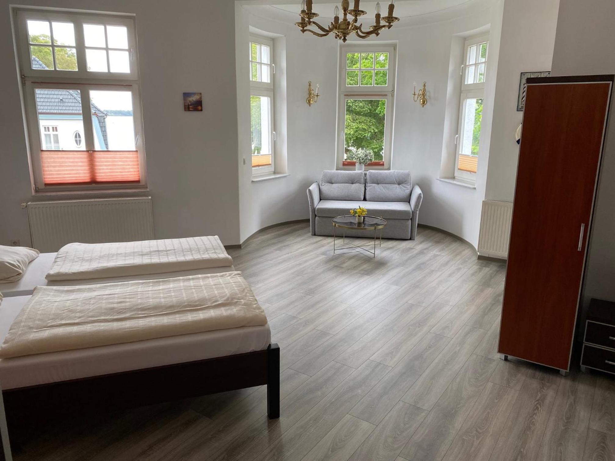 Comfort Triple Room with Shower