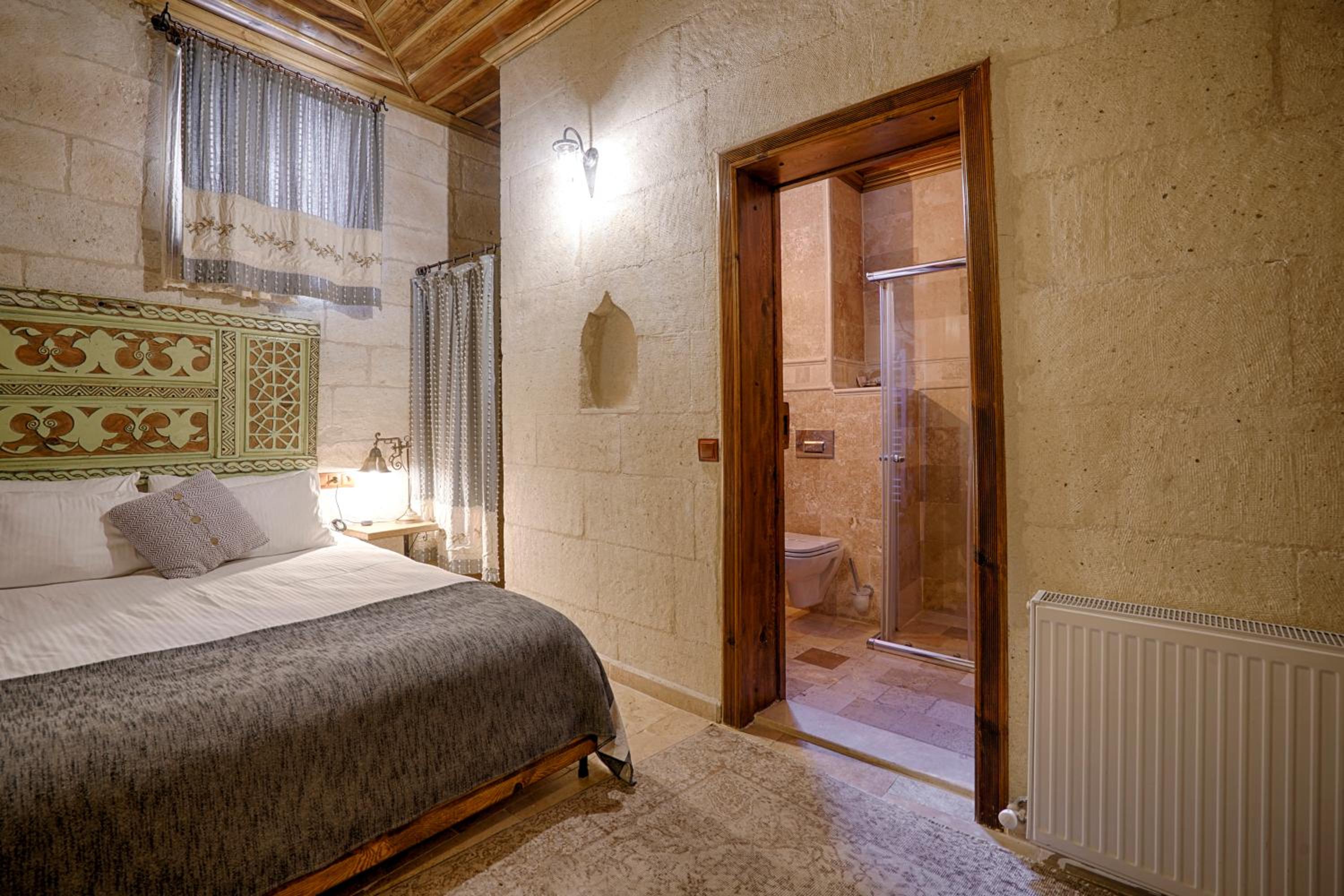 Stone Room - Photo 14