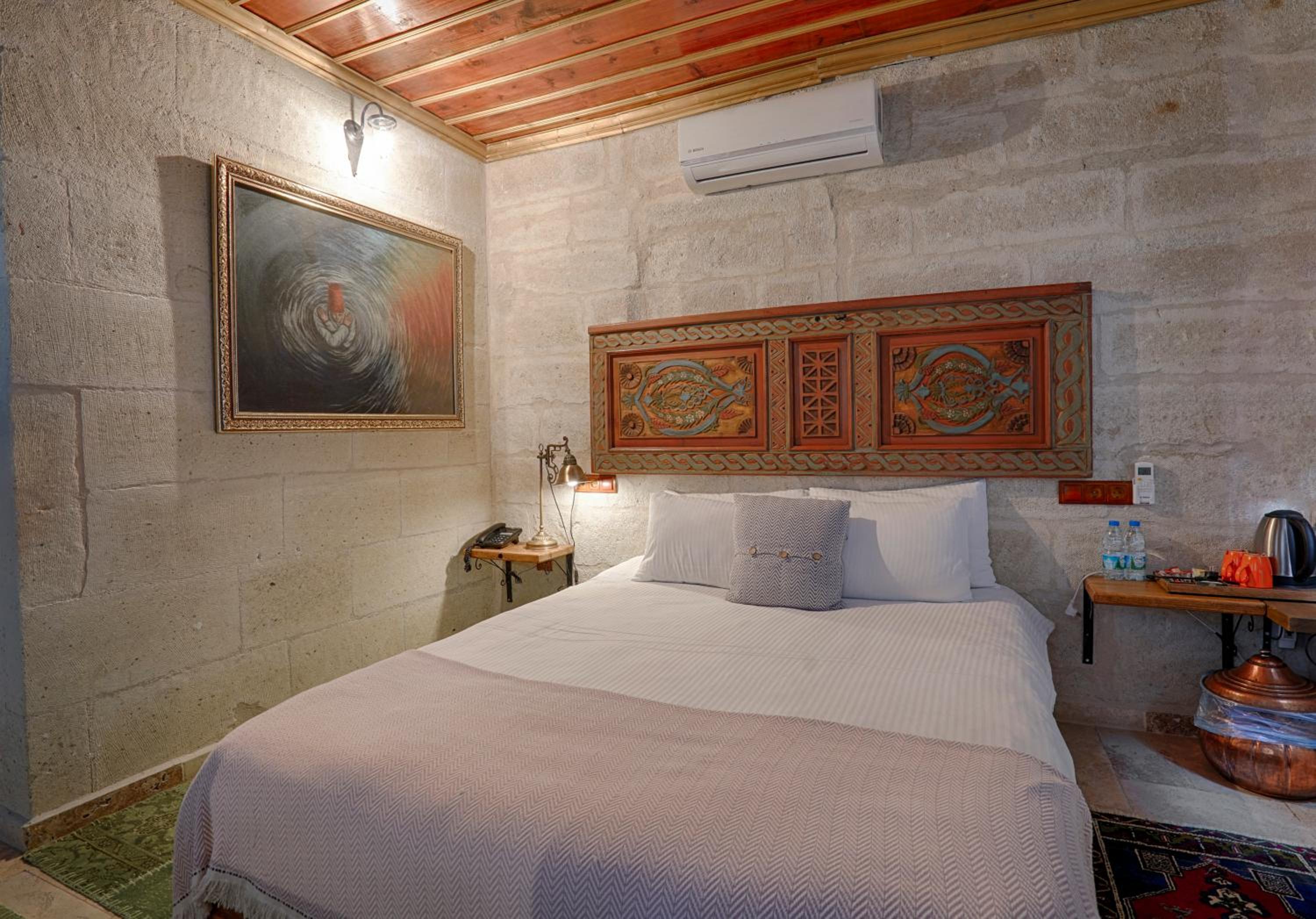 Stone Room - Photo 6