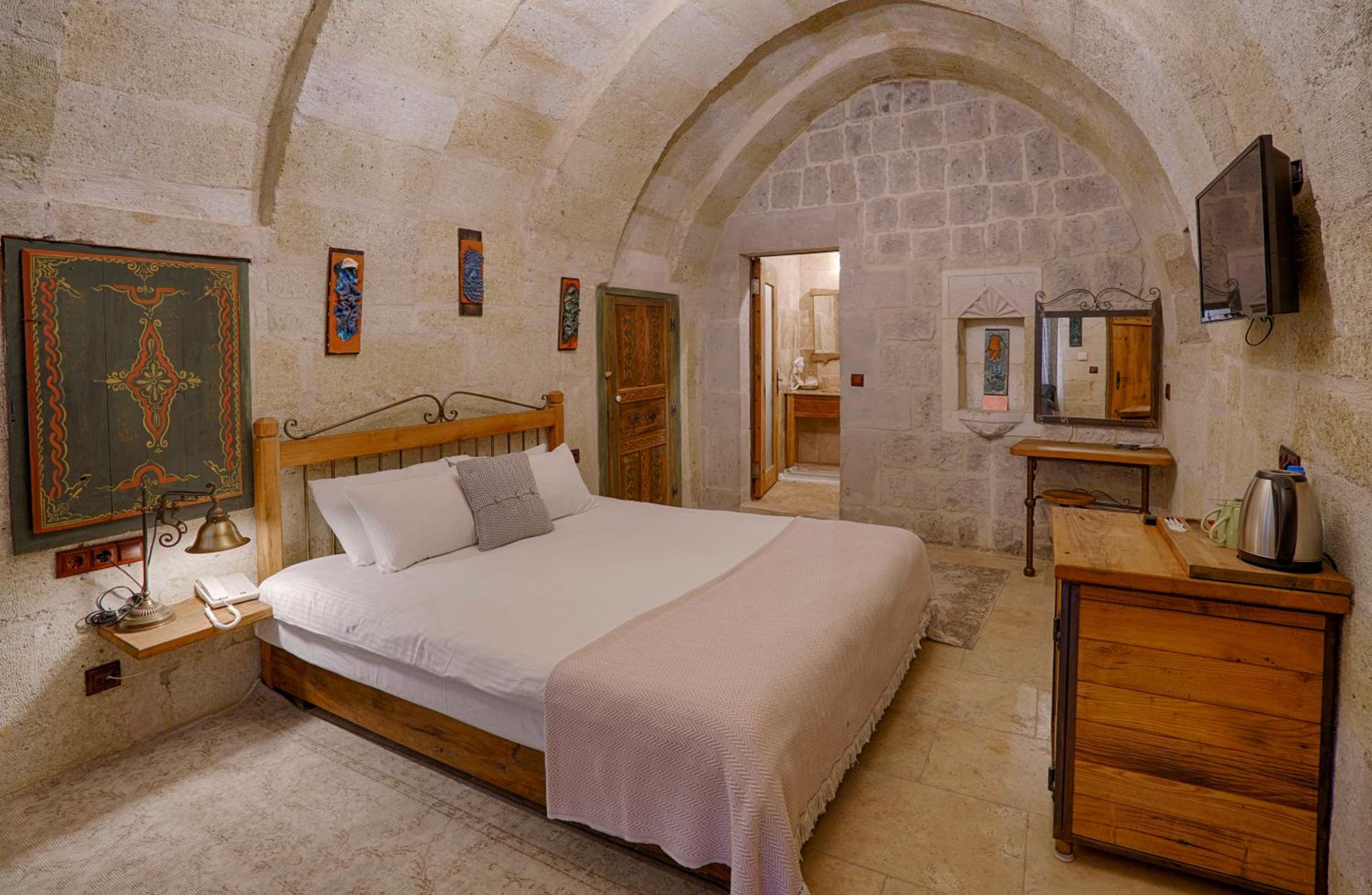 Deluxe Room - Photo 1